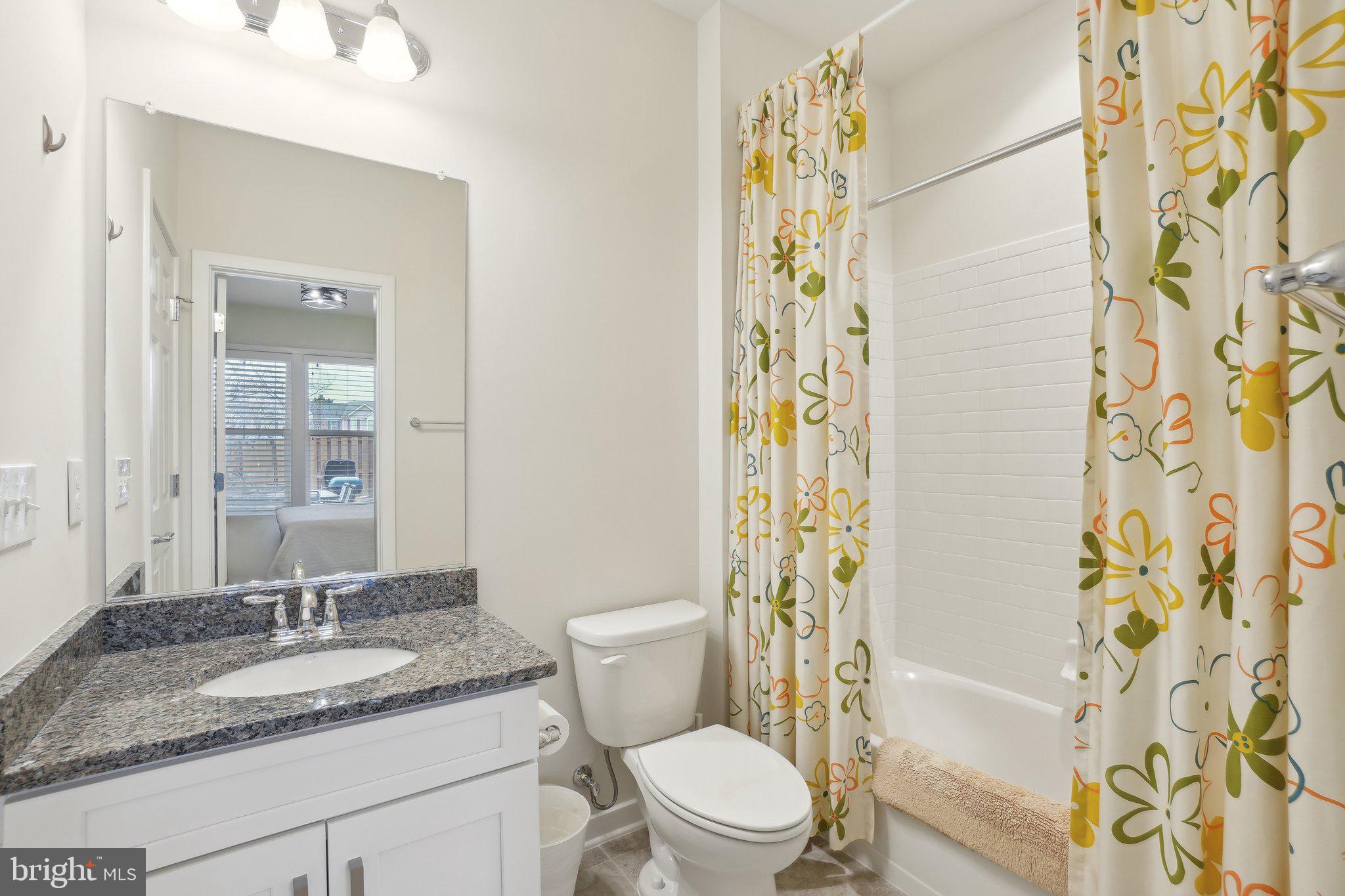 OVERLOOK AT UNIVERSITY CENTER - Residential