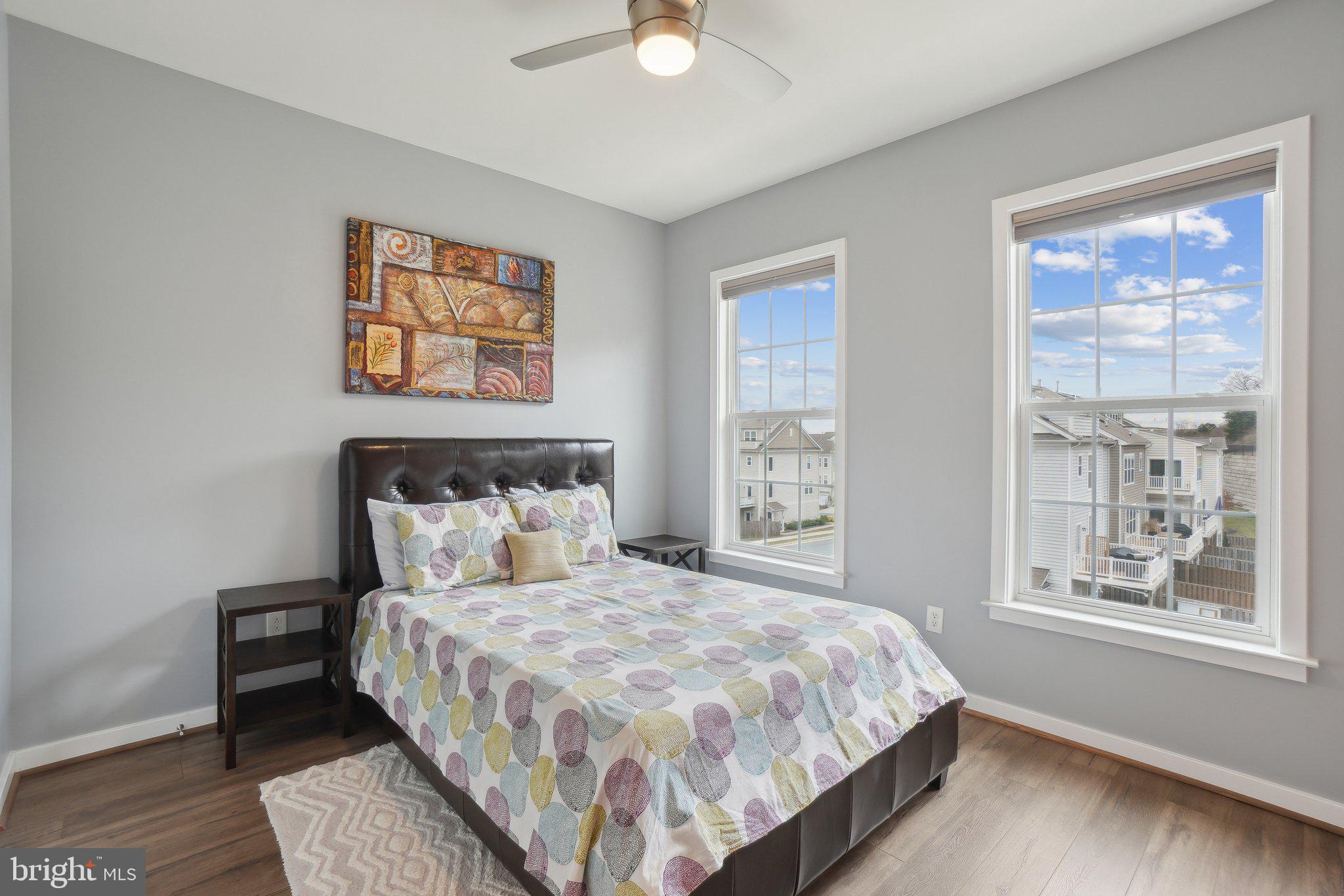 OVERLOOK AT UNIVERSITY CENTER - Residential