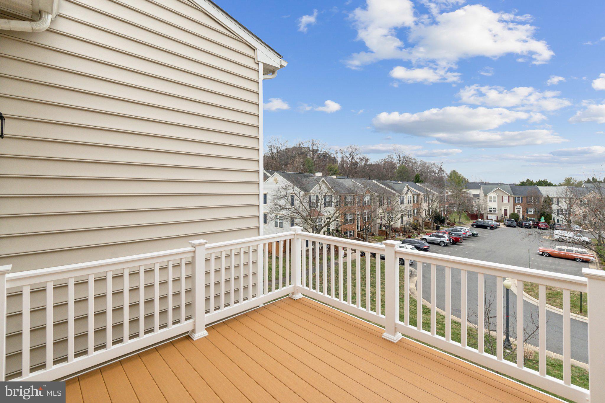 OVERLOOK AT UNIVERSITY CENTER - Residential