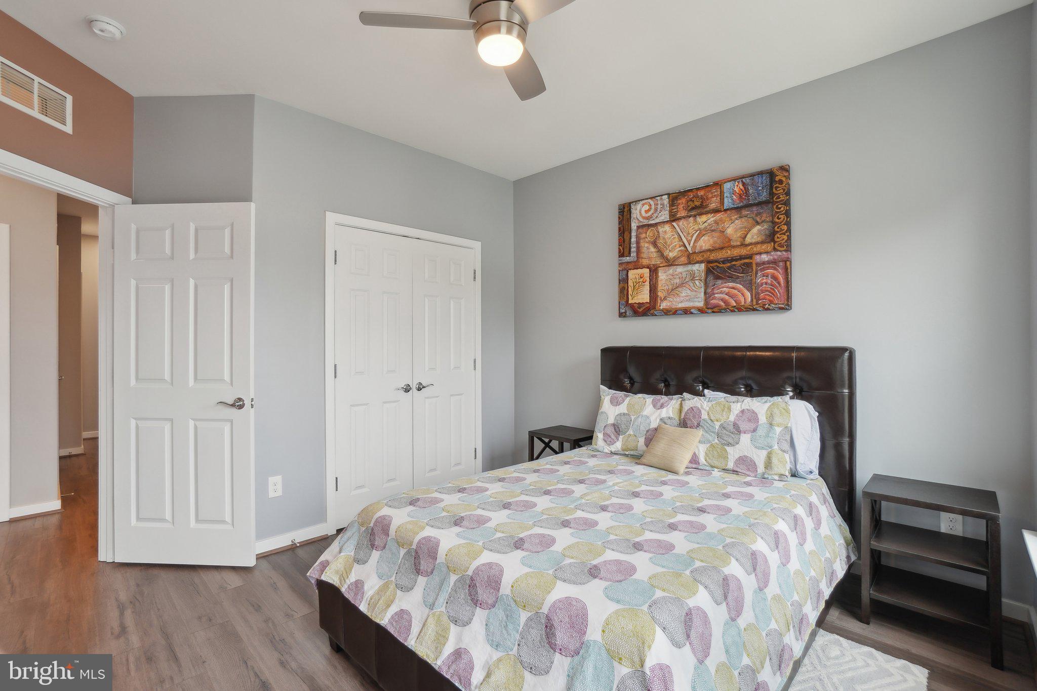 OVERLOOK AT UNIVERSITY CENTER - Residential