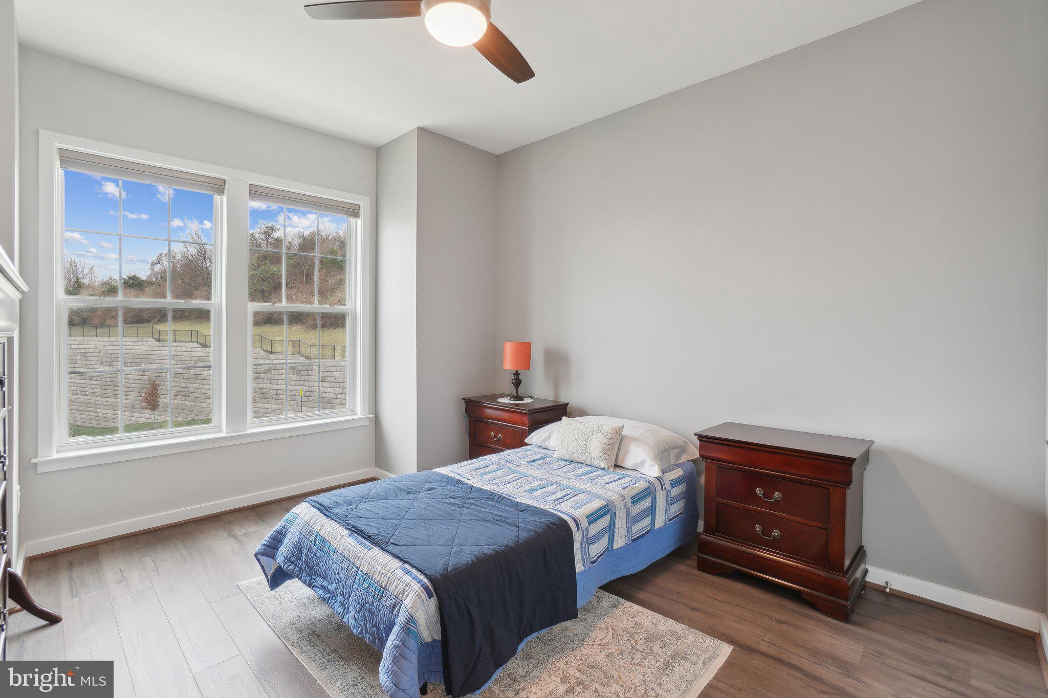 OVERLOOK AT UNIVERSITY CENTER - Residential