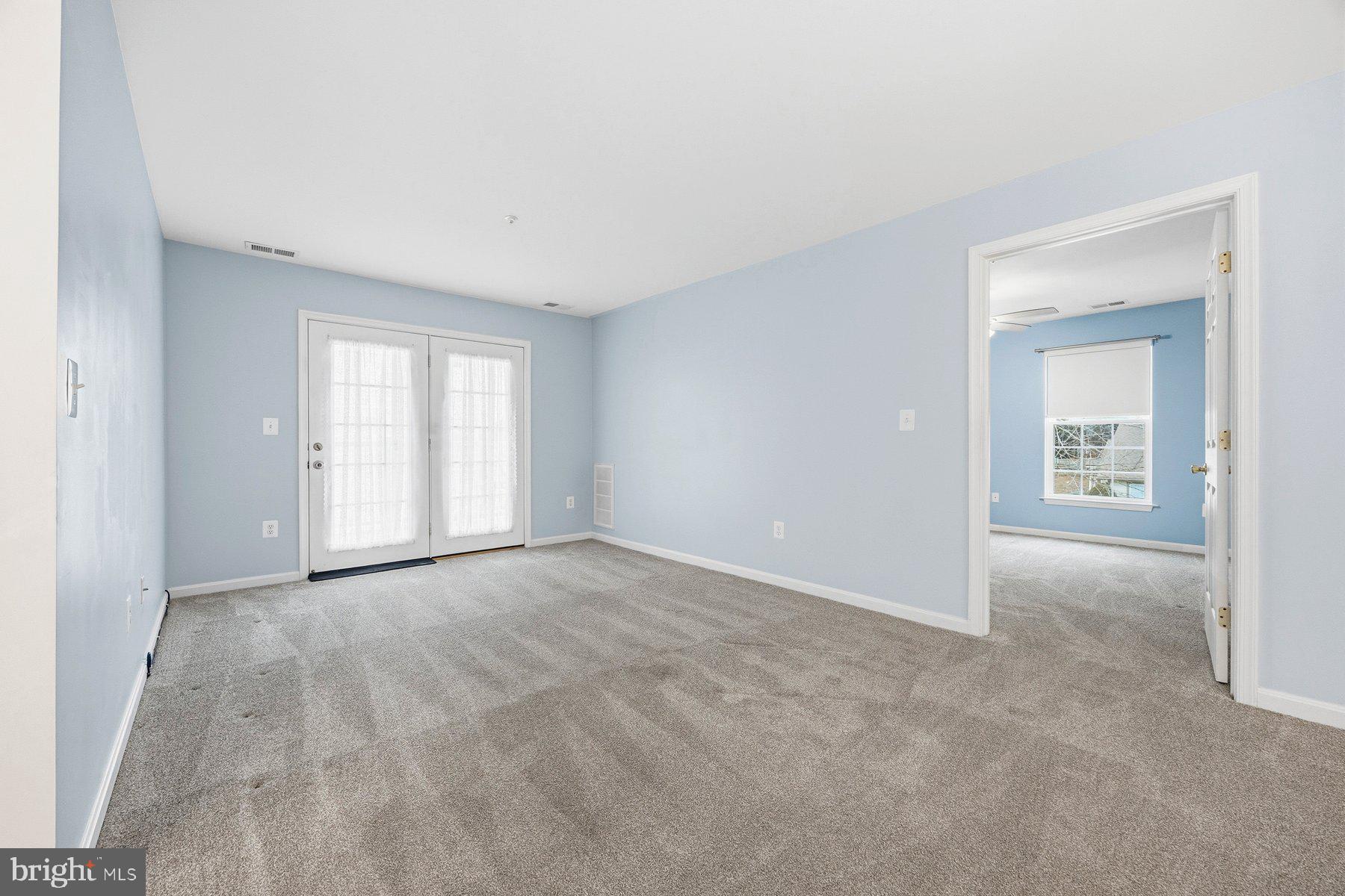 WINIFRED MANOR - Residential