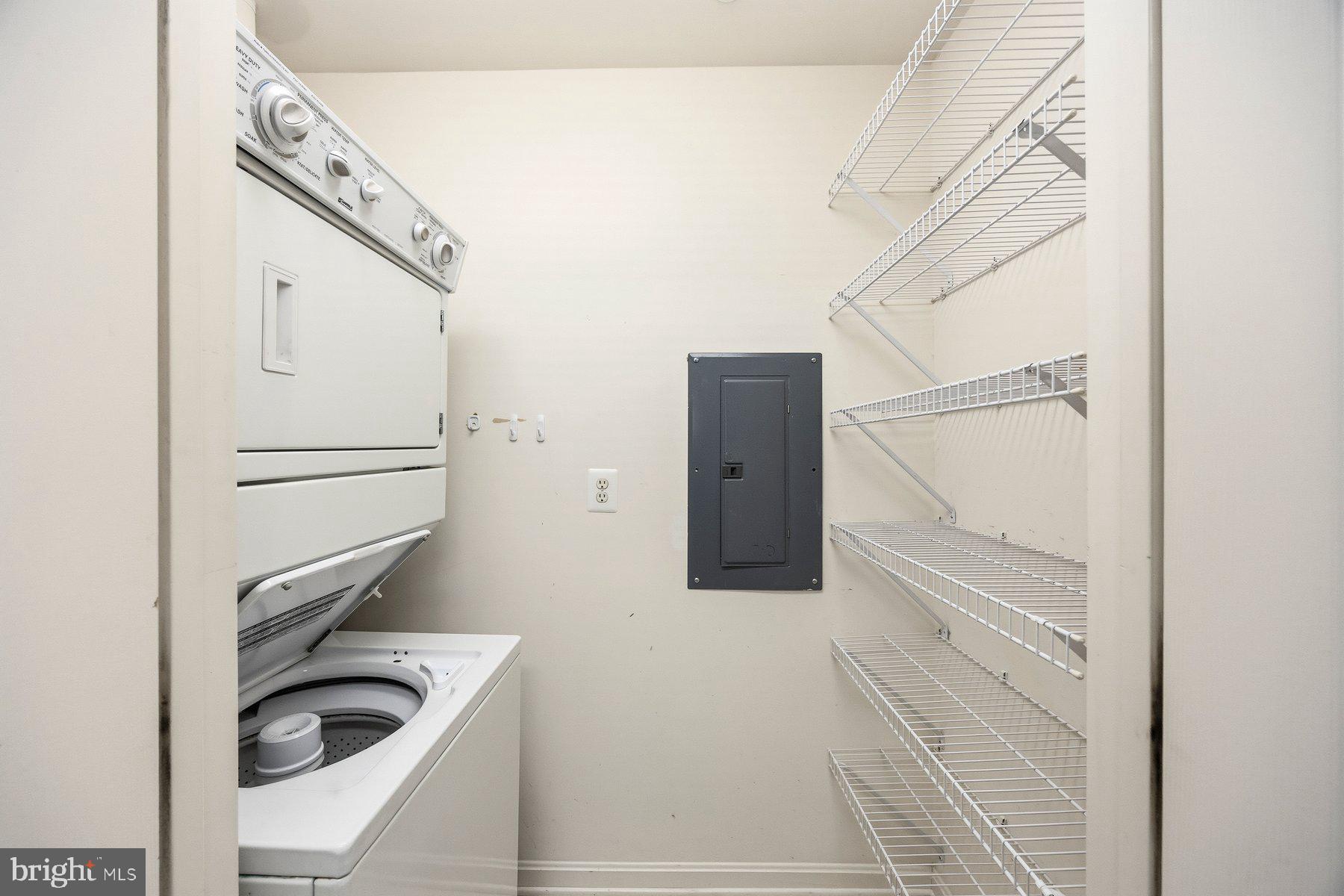 WINIFRED MANOR - Residential