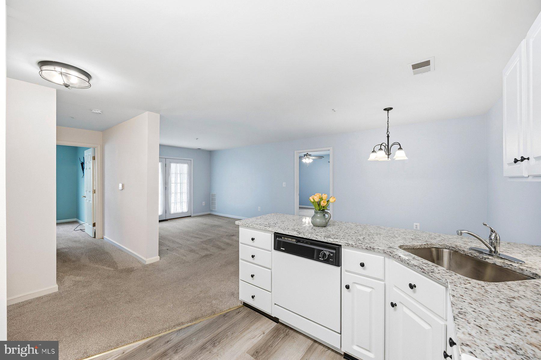 WINIFRED MANOR - Residential