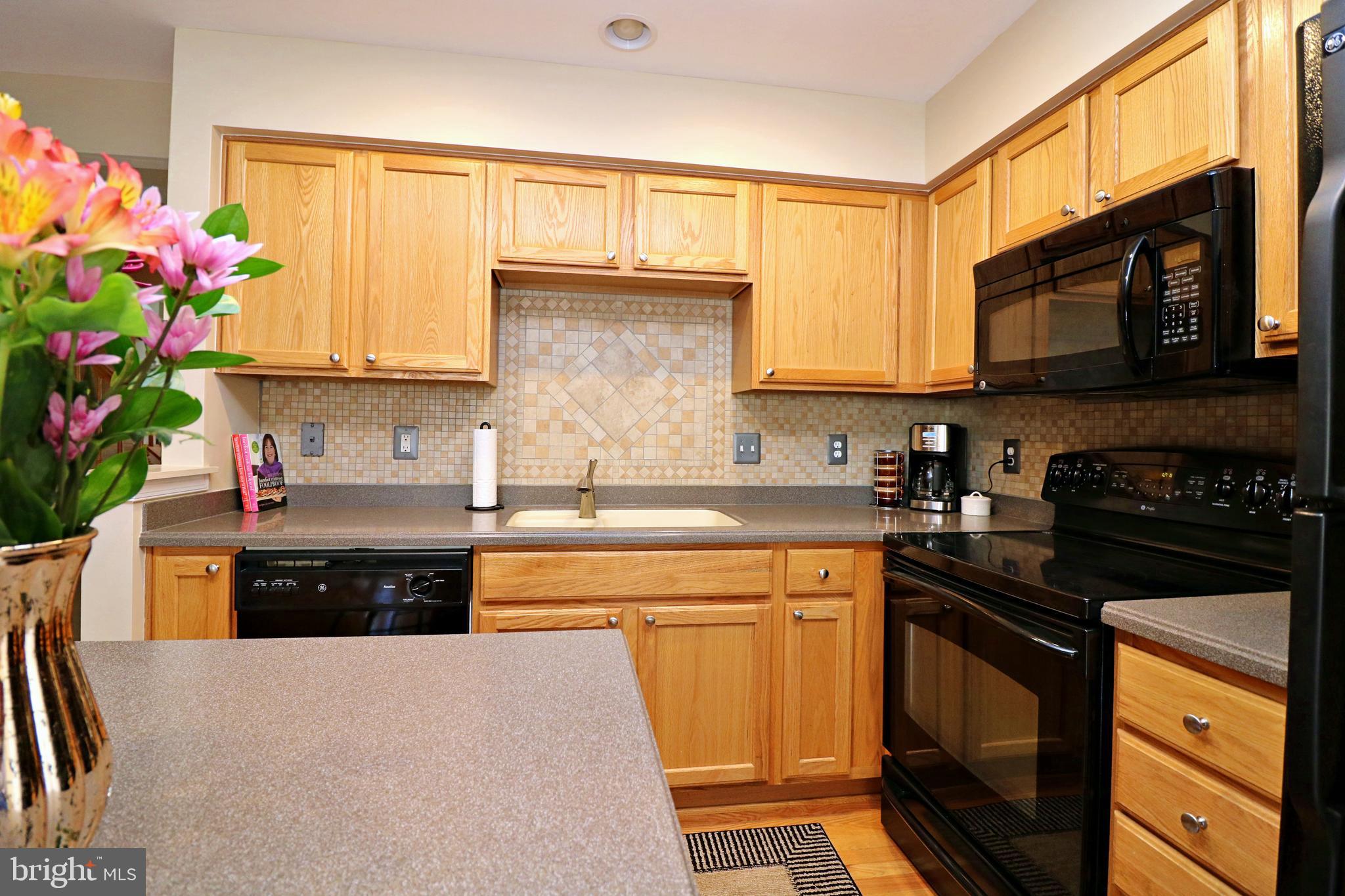 LAKELAND PLACE - Residential