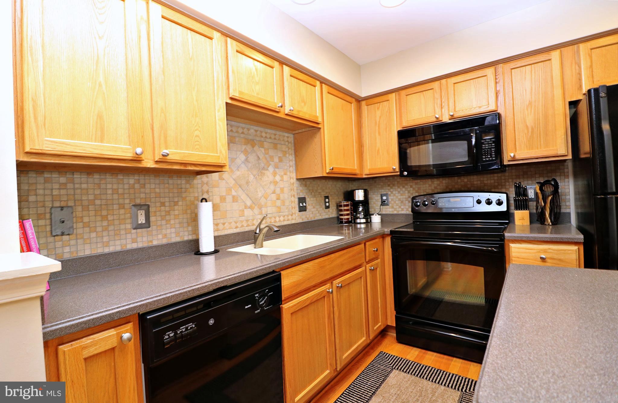 LAKELAND PLACE - Residential