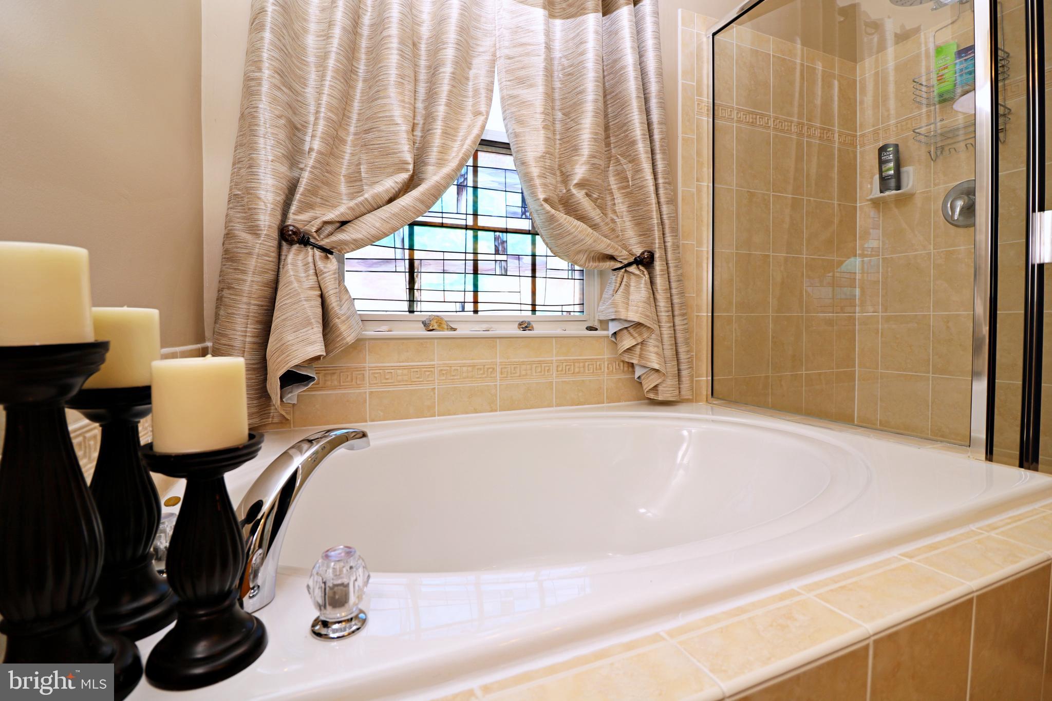 LAKELAND PLACE - Residential