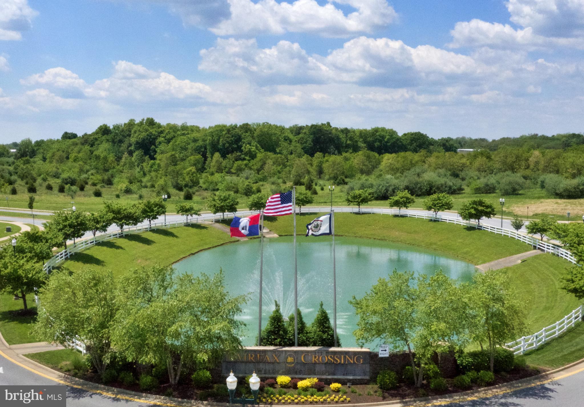 LAKELAND PLACE - Residential