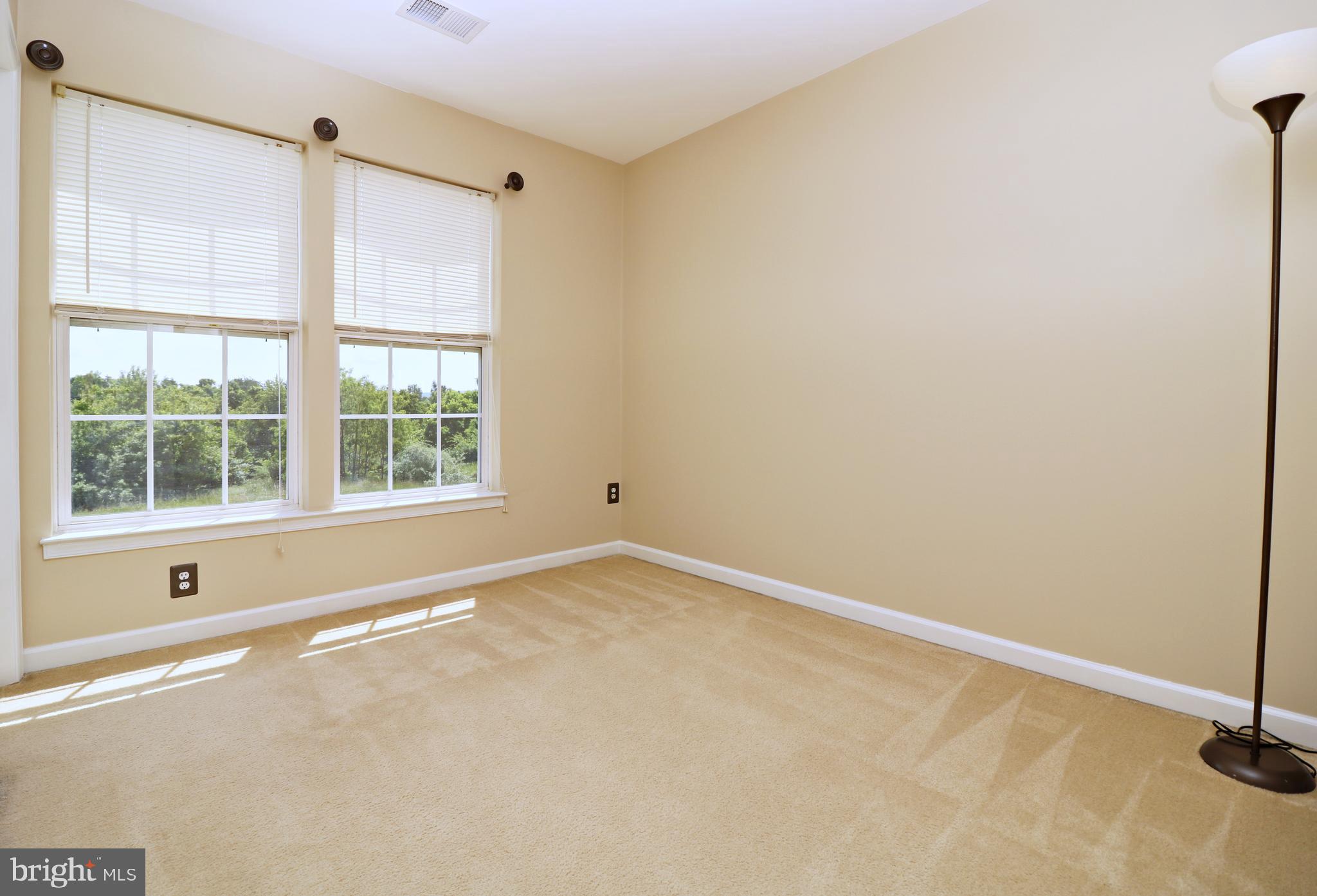 LAKELAND PLACE - Residential