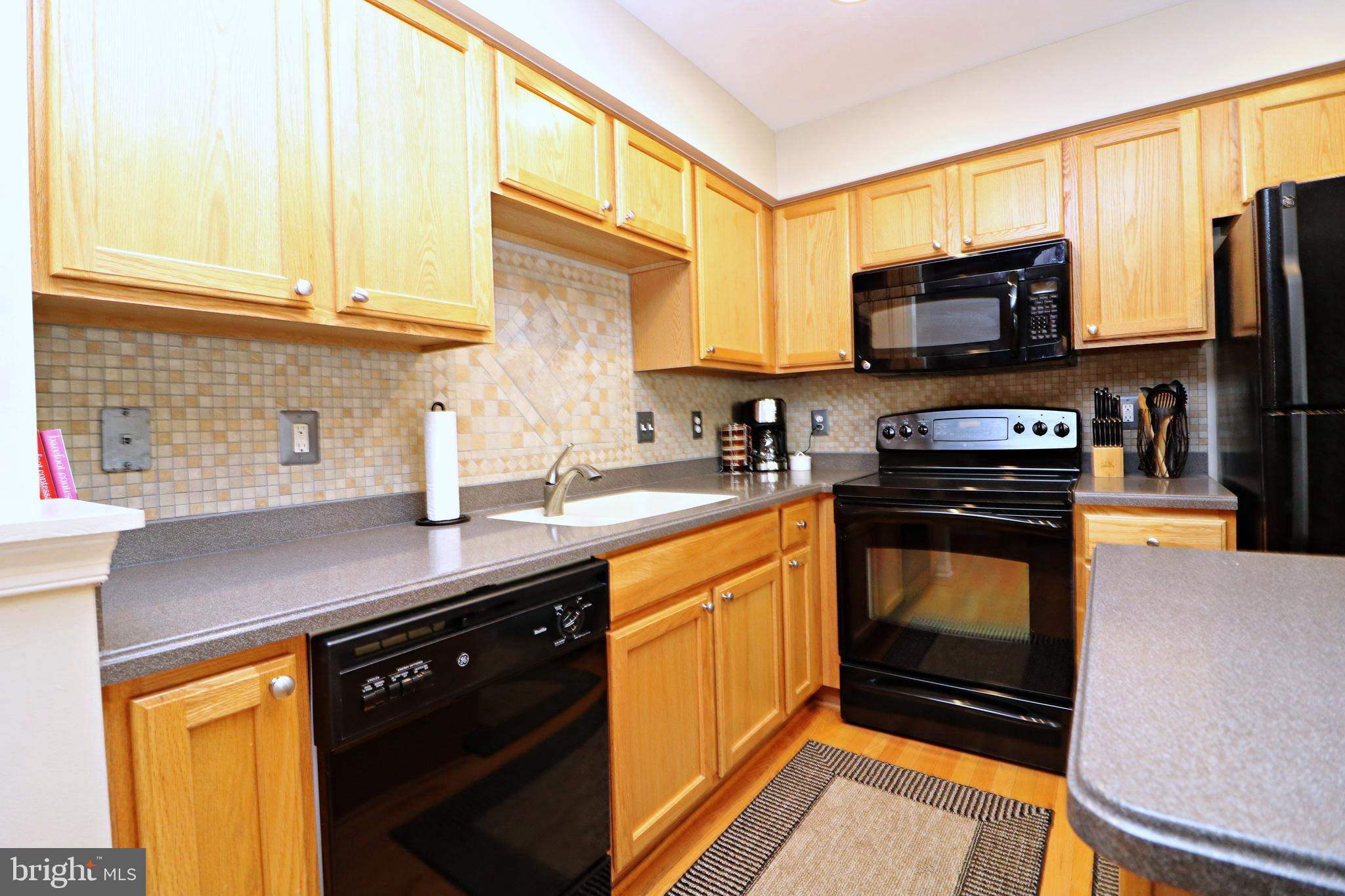 LAKELAND PLACE - Residential