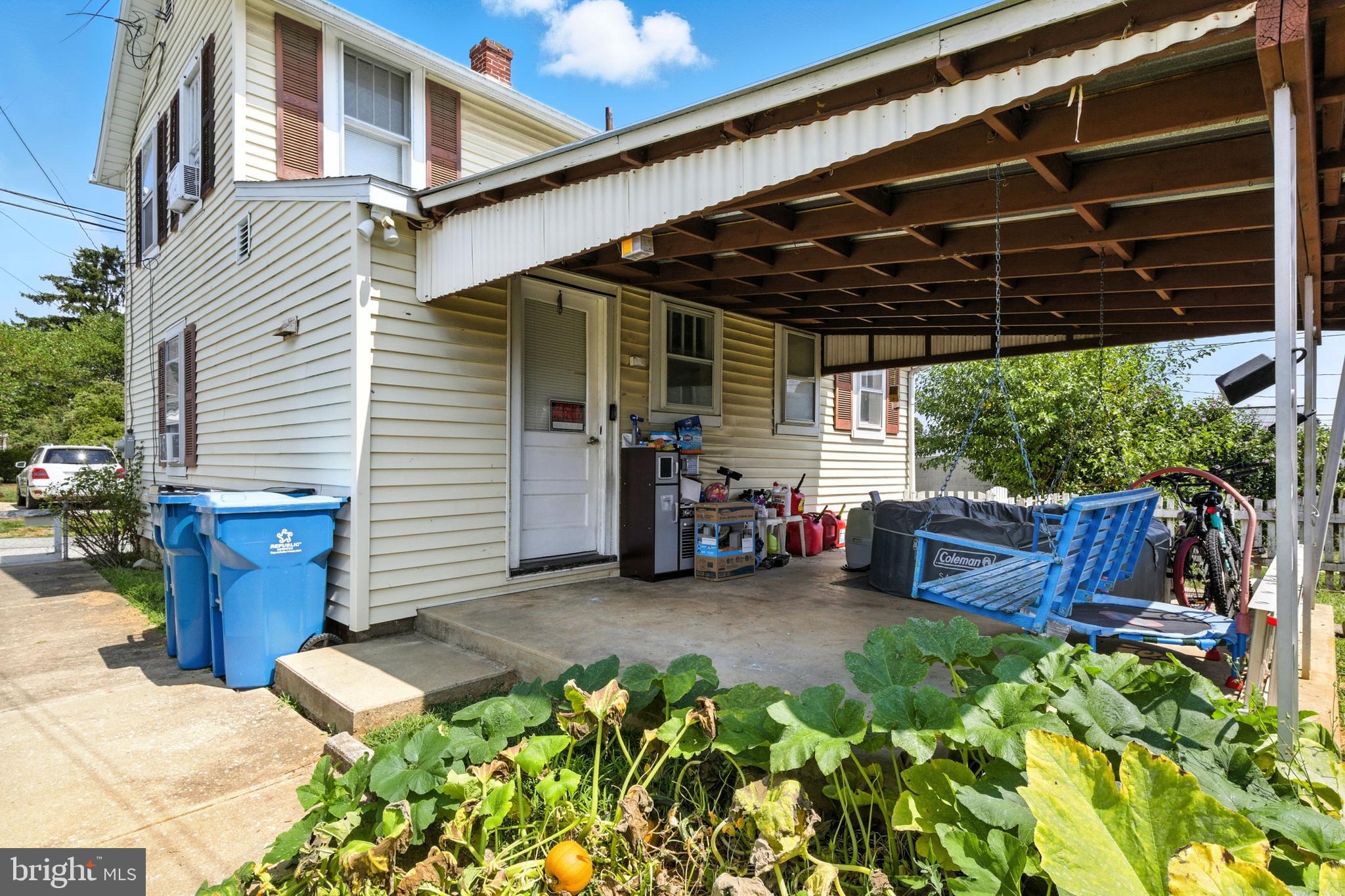 WEST YORK - Residential