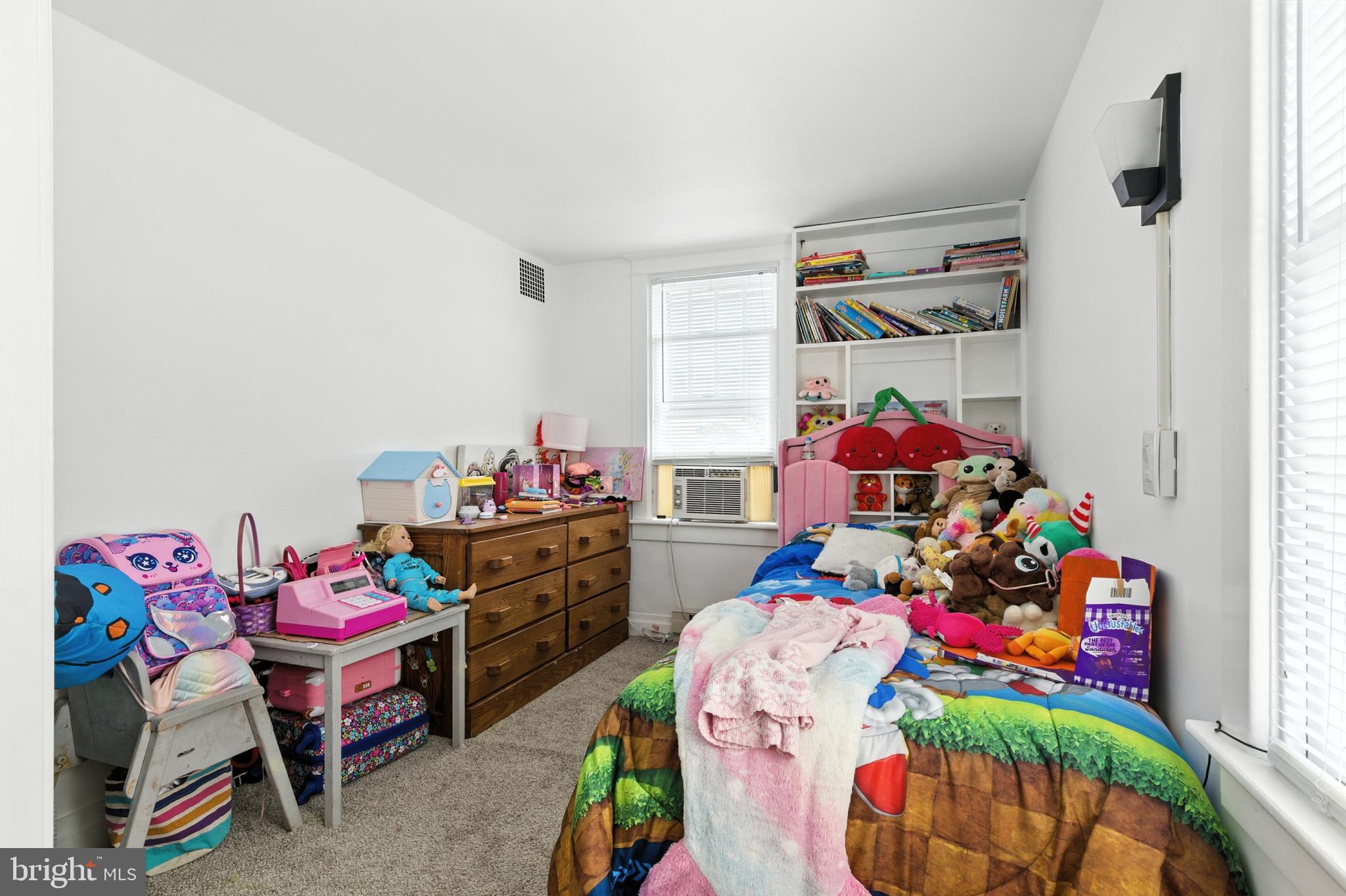 WEST YORK - Residential