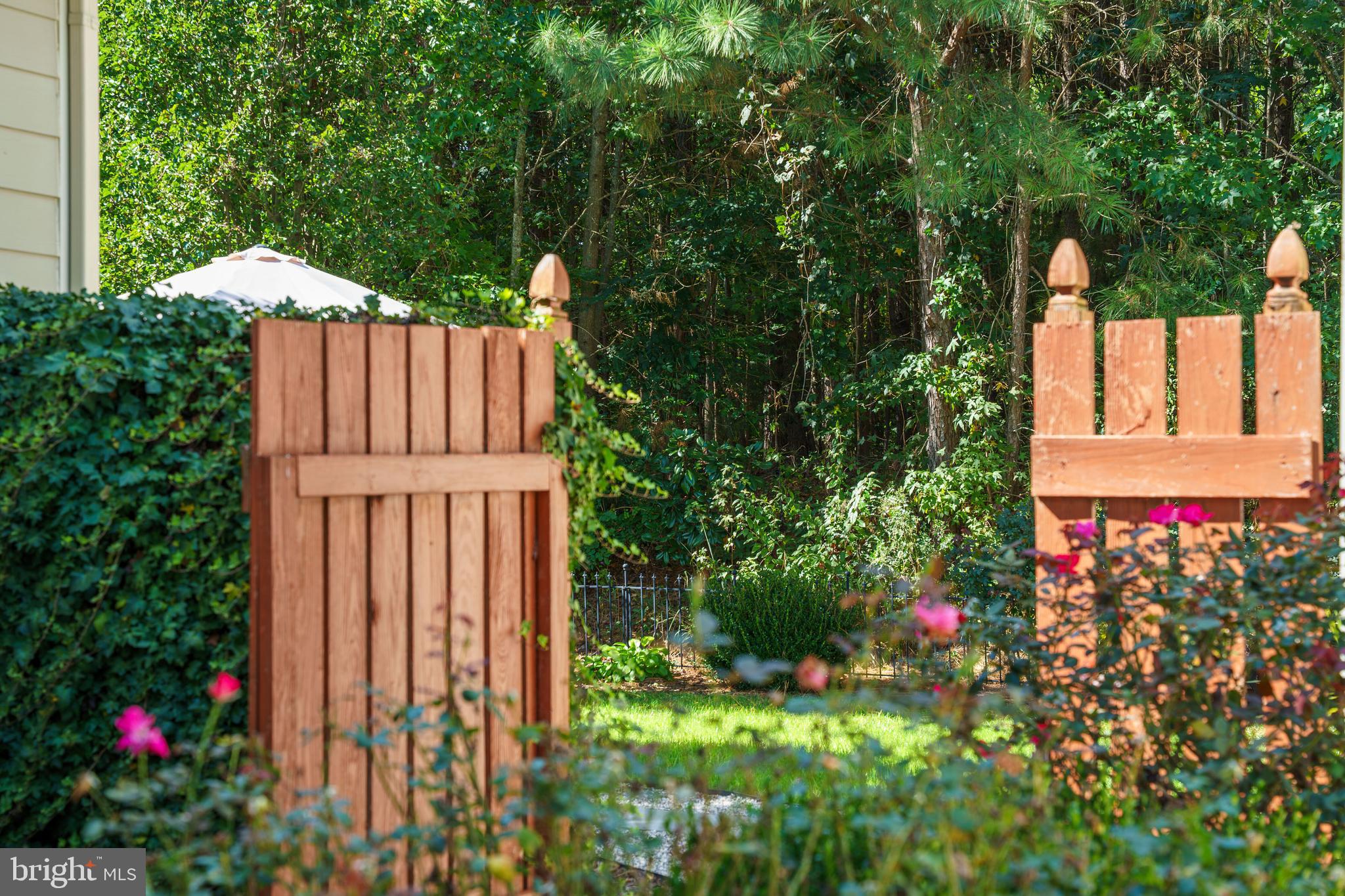 EASTON VILLAGE - Residential