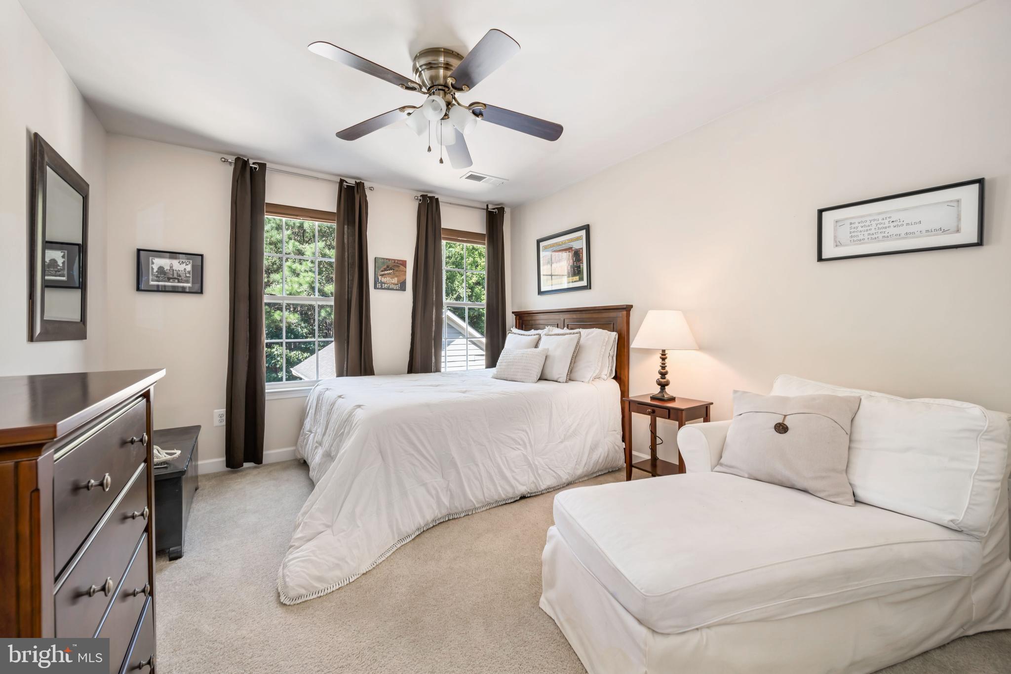 EASTON VILLAGE - Residential