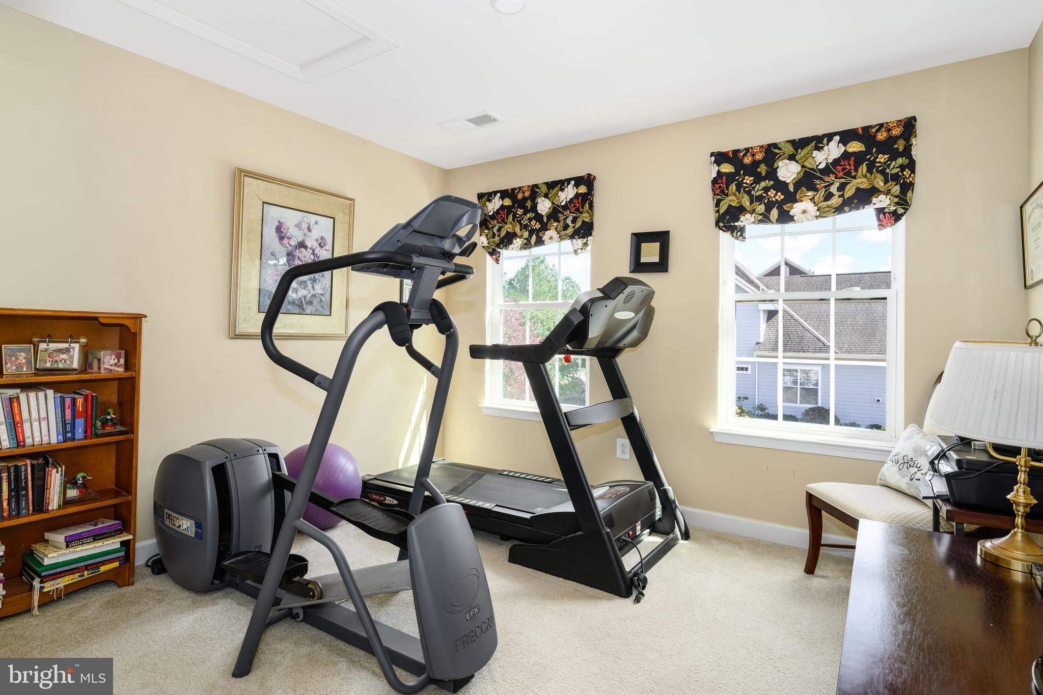 EASTON VILLAGE - Residential