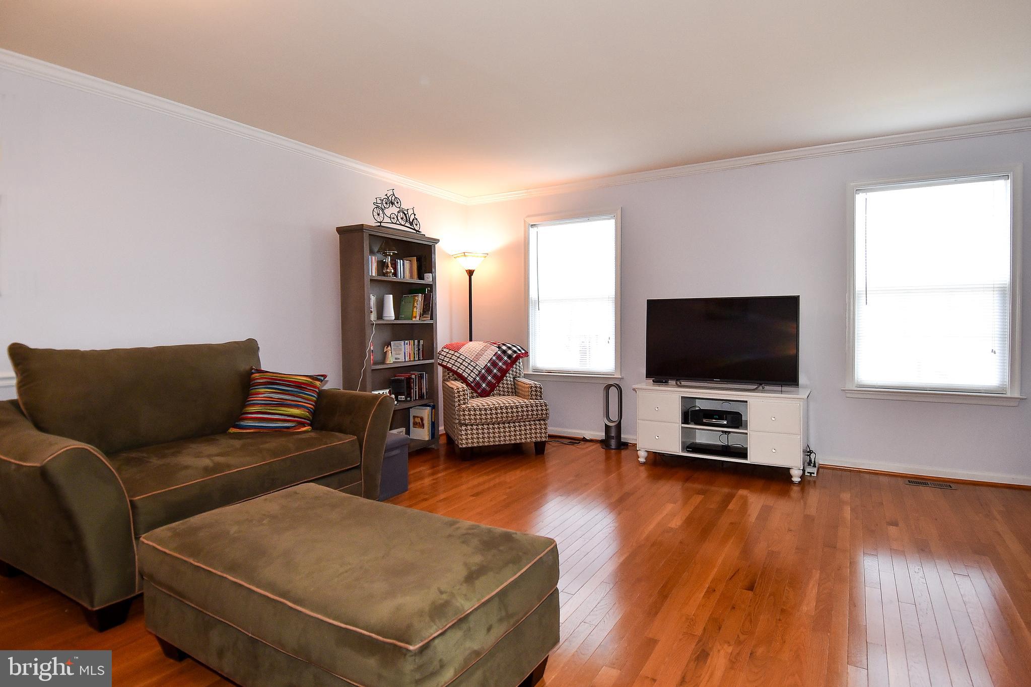 RIVER OAKS - Residential