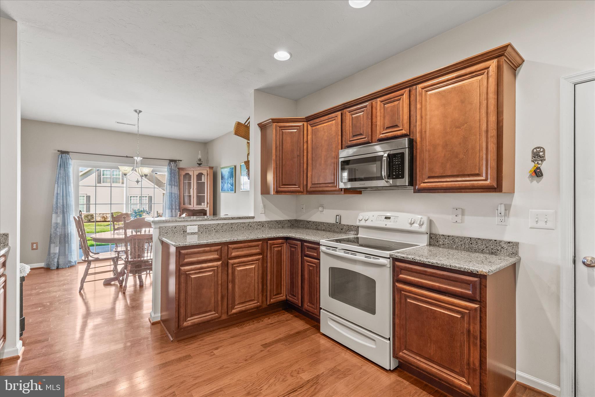 JACKSON HEIGHTS - Residential