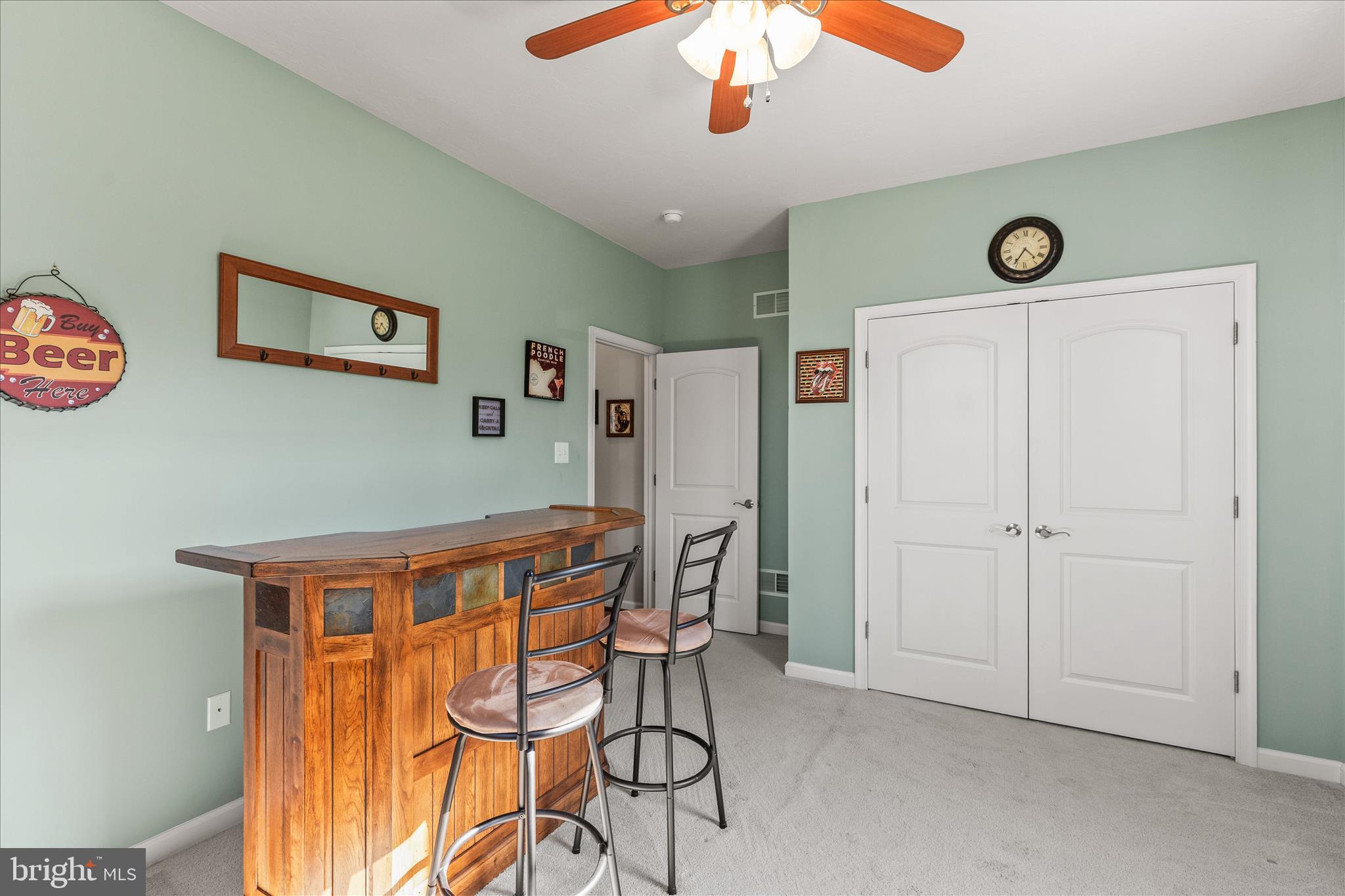 JACKSON HEIGHTS - Residential