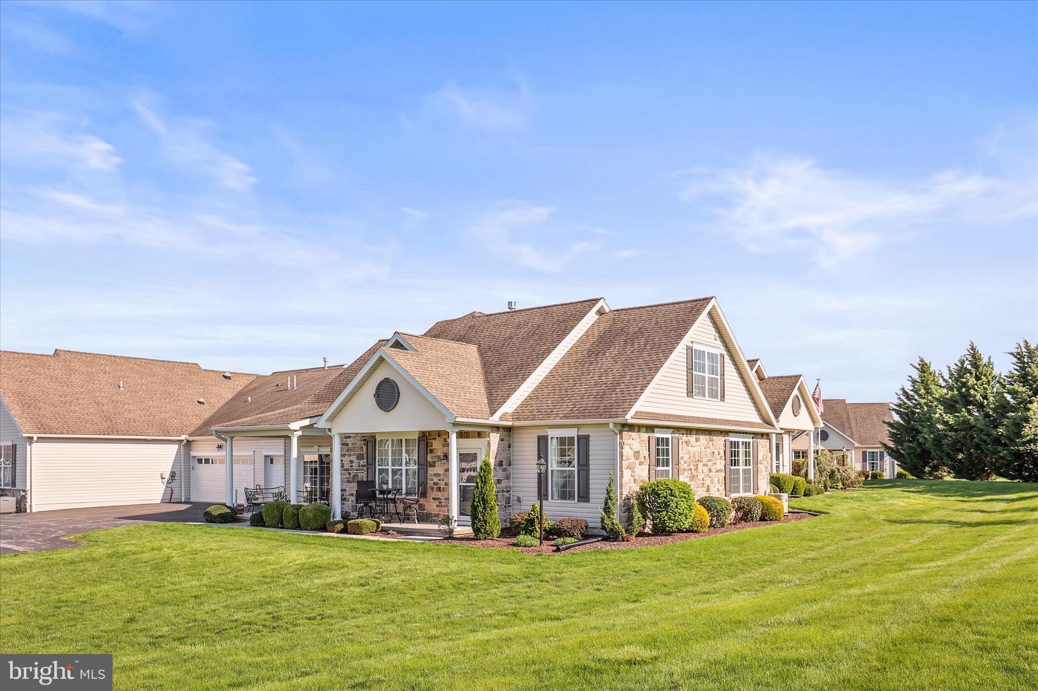 70 DOLOMITE DRIVE 17C