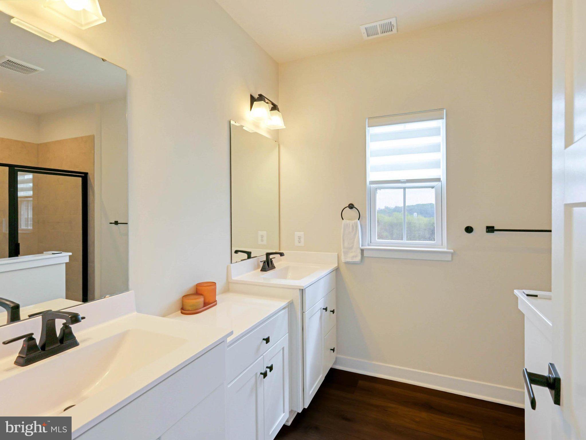 WELLINGTON FARMS - Residential