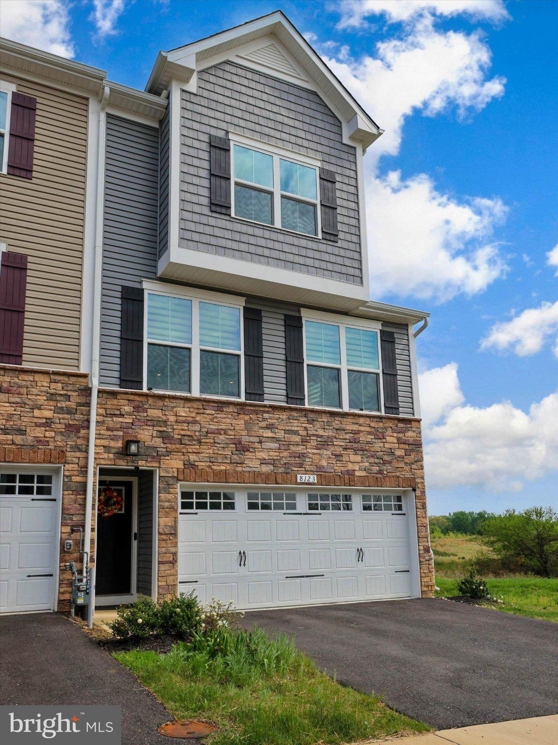 WELLINGTON FARMS - Residential