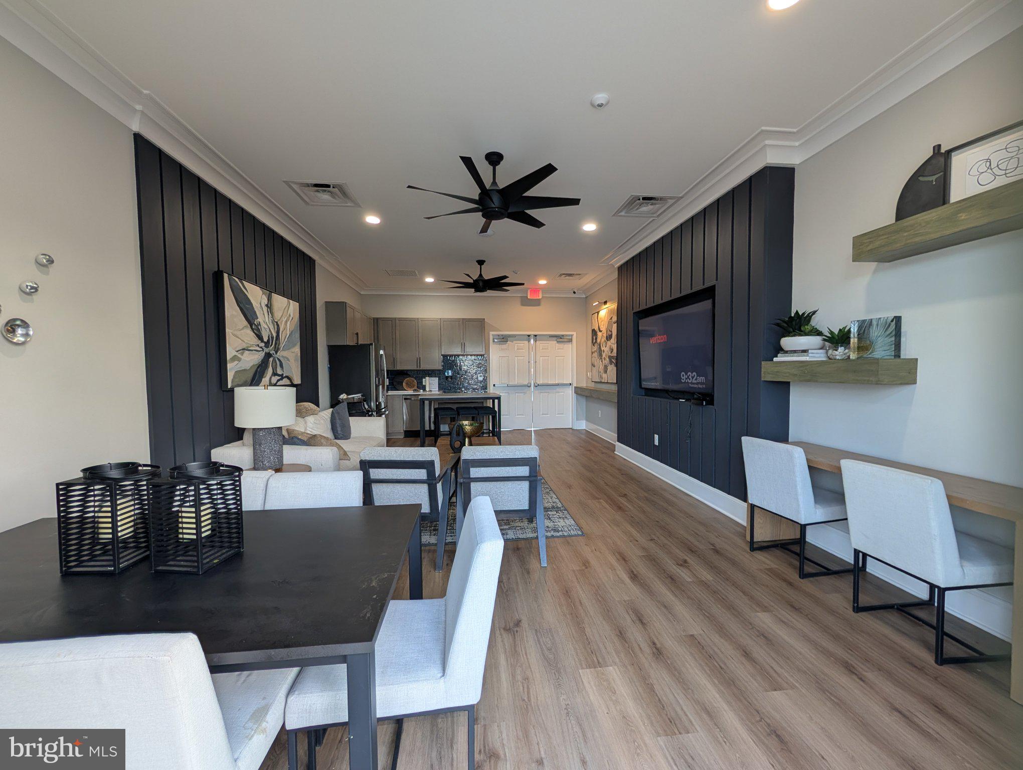WELLINGTON FARMS - Residential