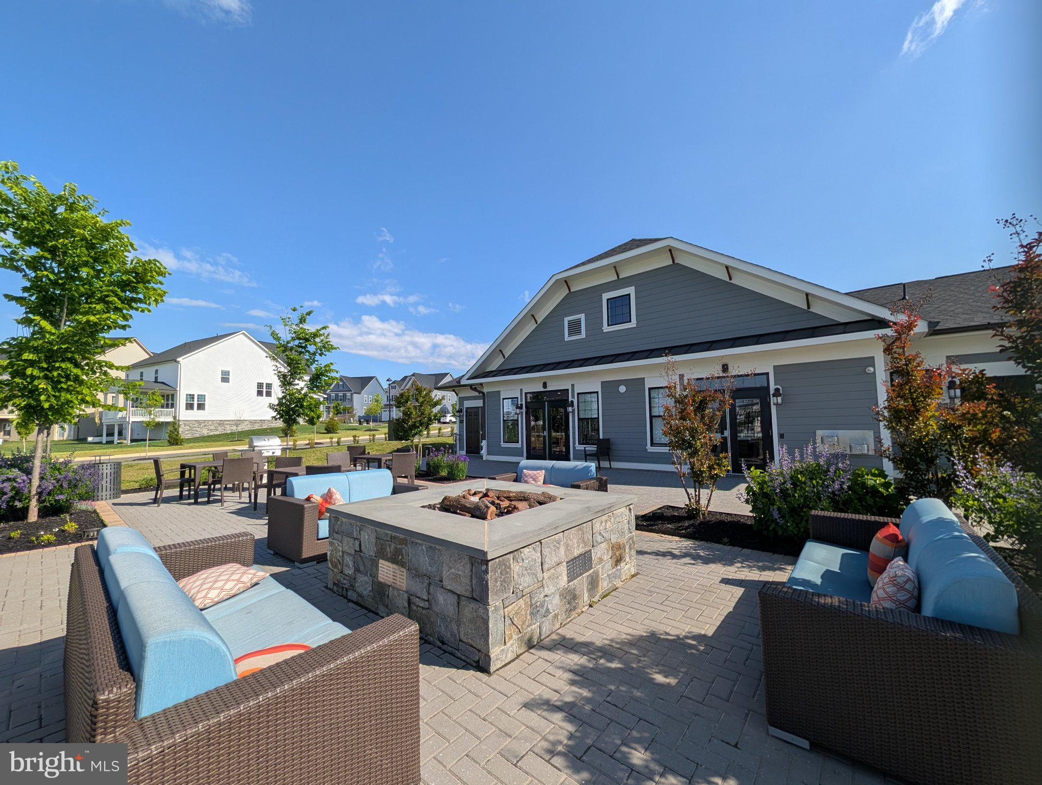 WELLINGTON FARMS - Residential