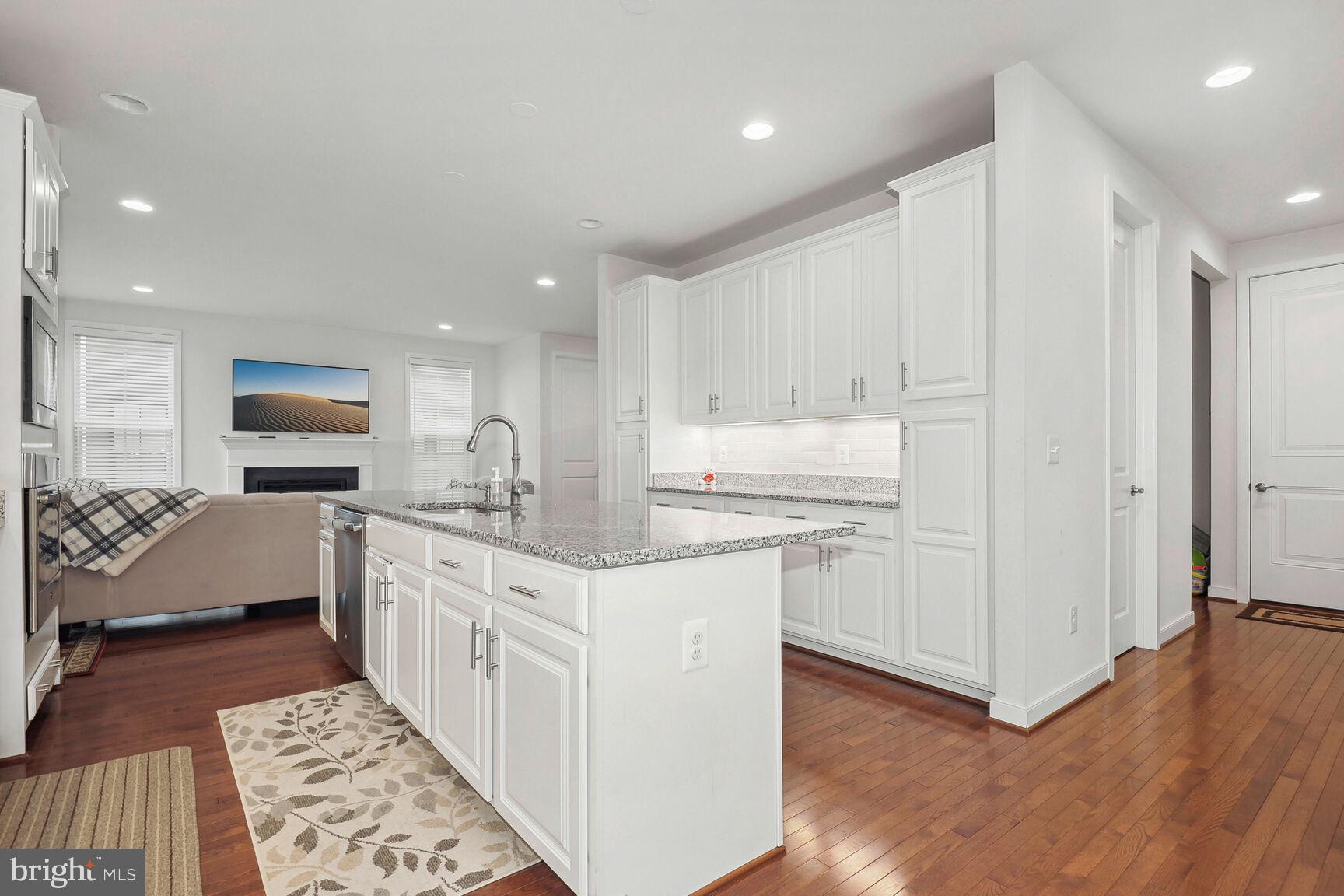 PROSPERITY PLAINS - Residential Lease