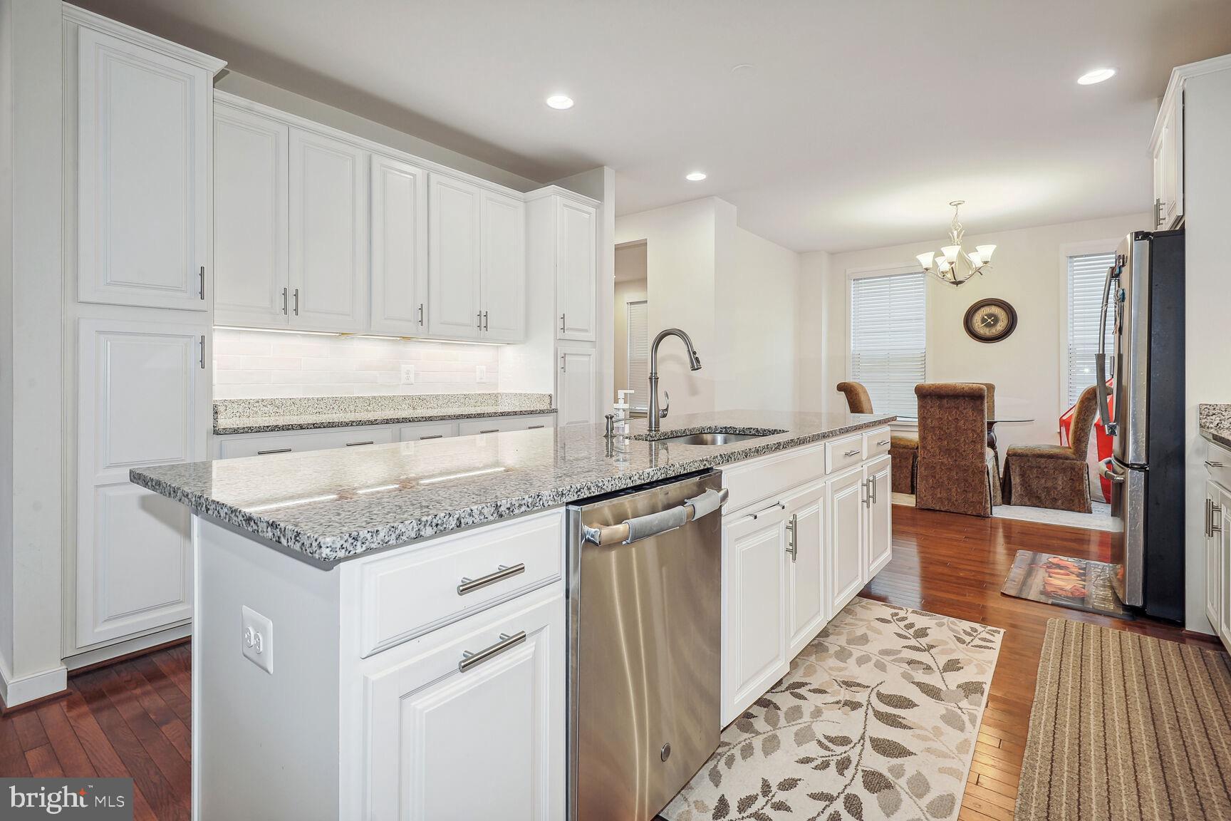 PROSPERITY PLAINS - Residential Lease