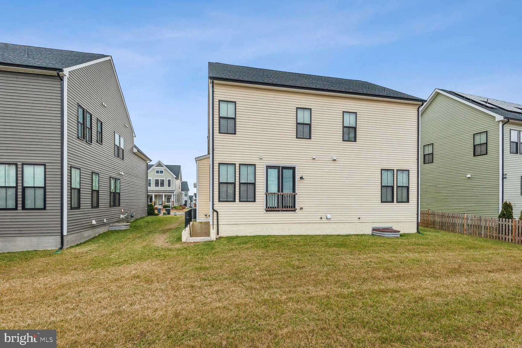 PROSPERITY PLAINS - Residential Lease