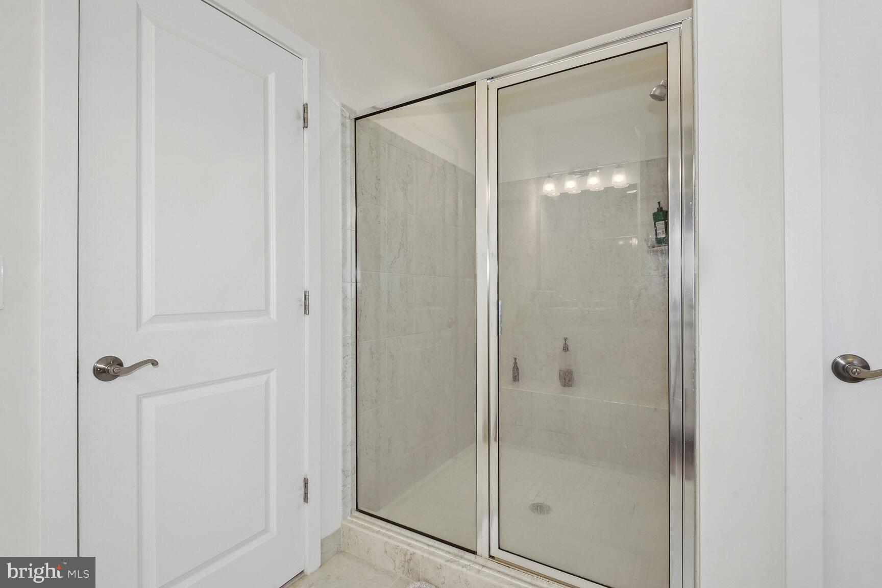 PROSPERITY PLAINS - Residential Lease