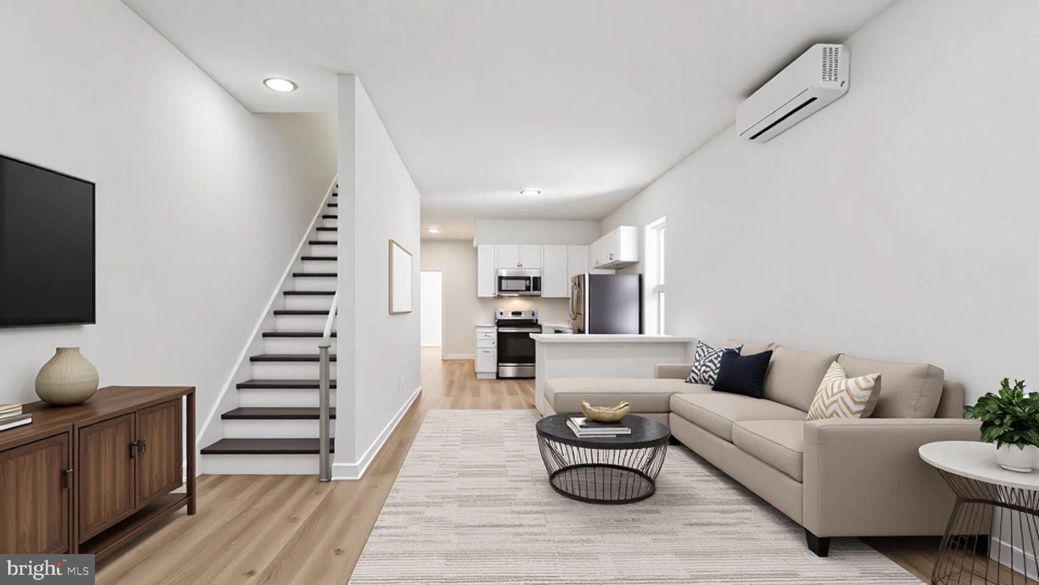 1628 W LEHIGH AVENUE