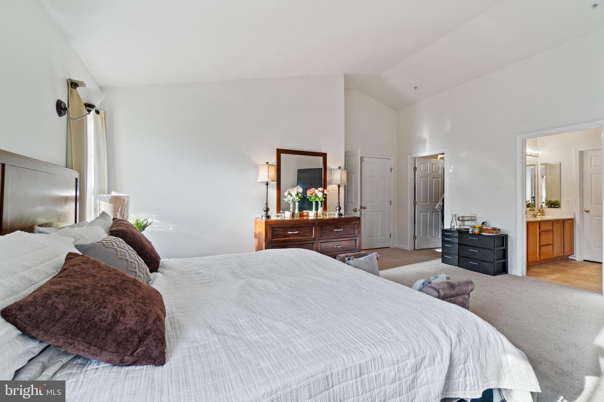 MARLBORO DOWNS-RSB PT LO - Residential