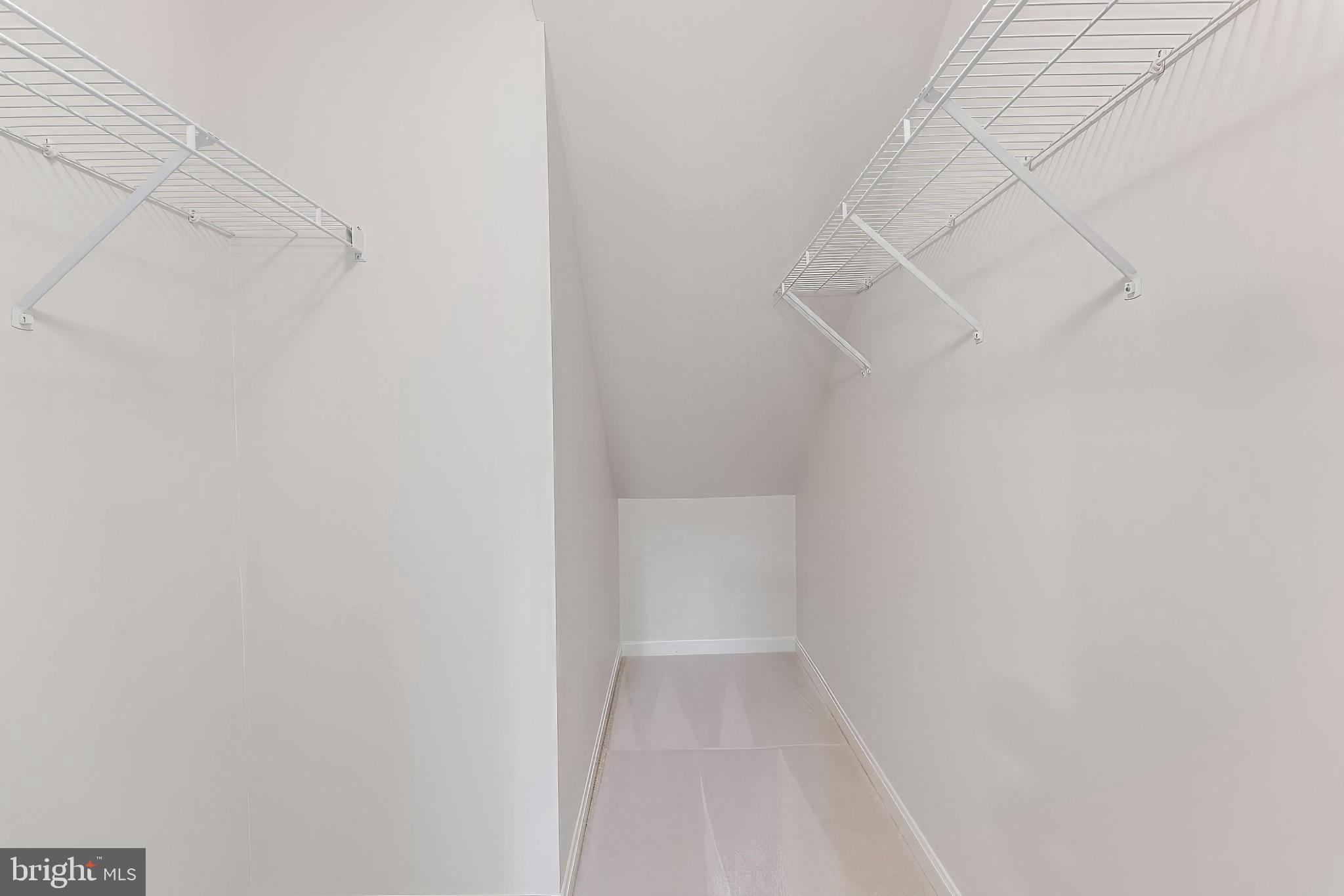 RIVERBEND AT CASCADES - Residential Lease