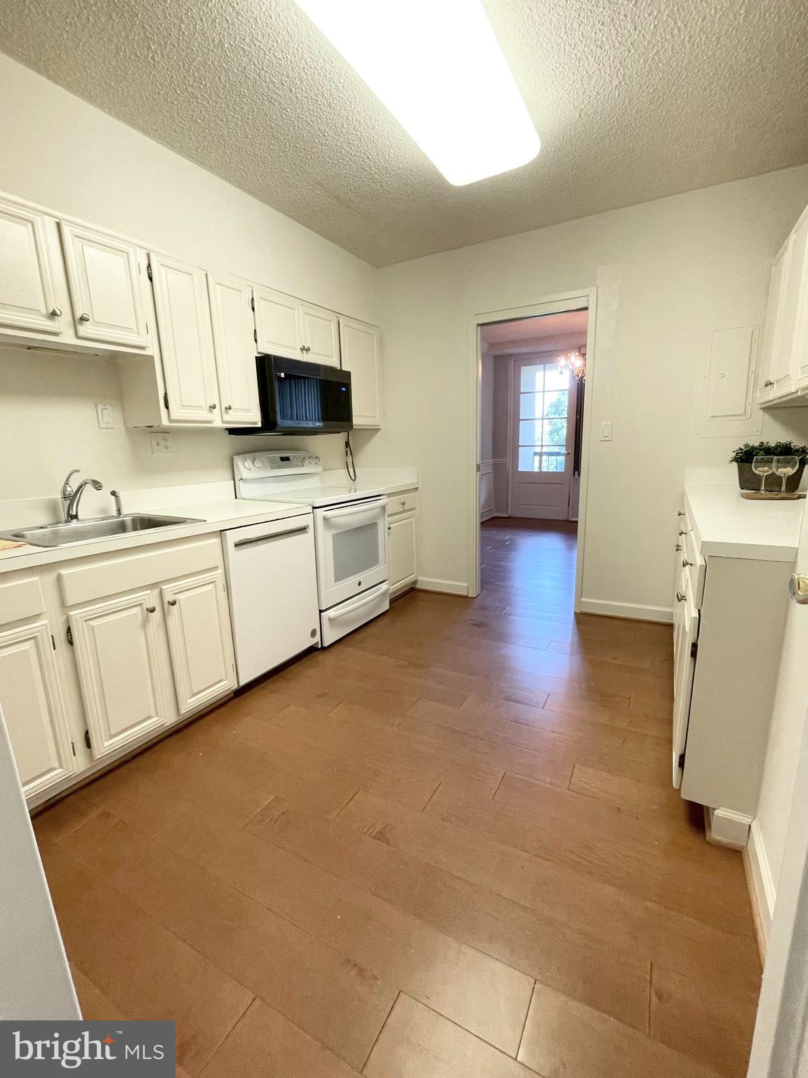 PLACE ONE - Residential