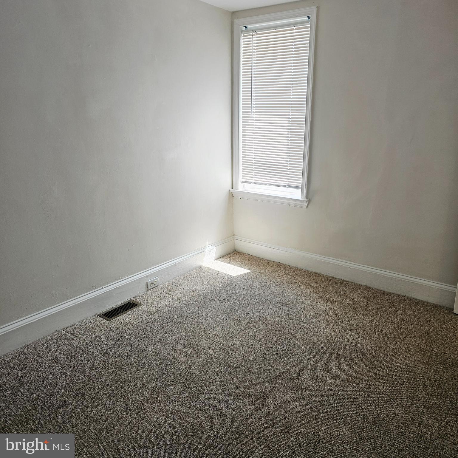 GRADUATE HOSPITAL - Residential Lease