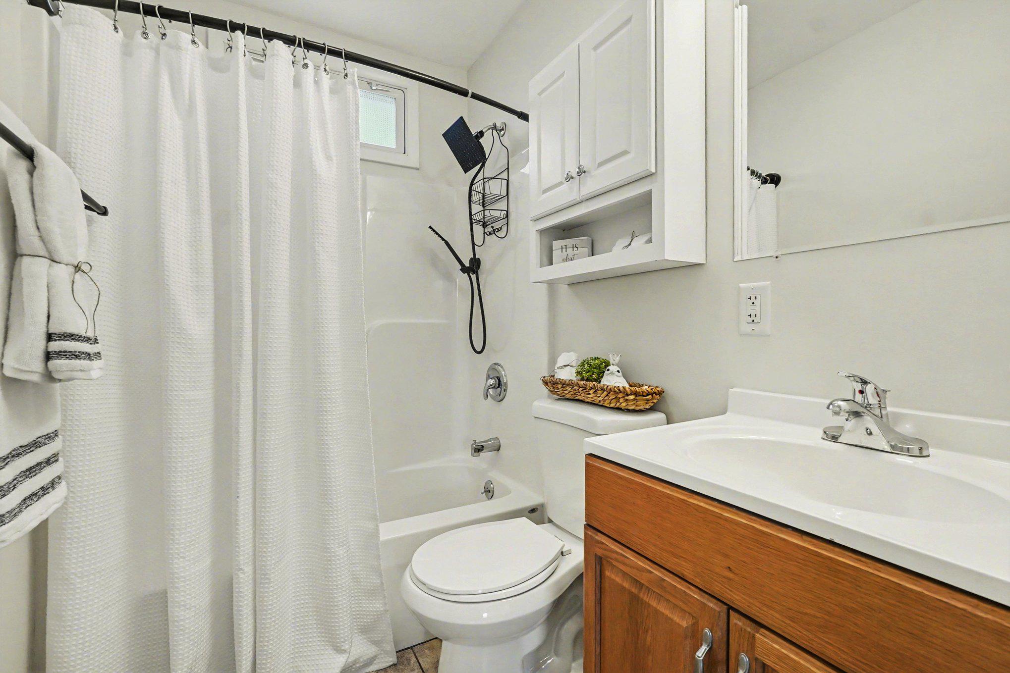 BAYBROOK - Residential