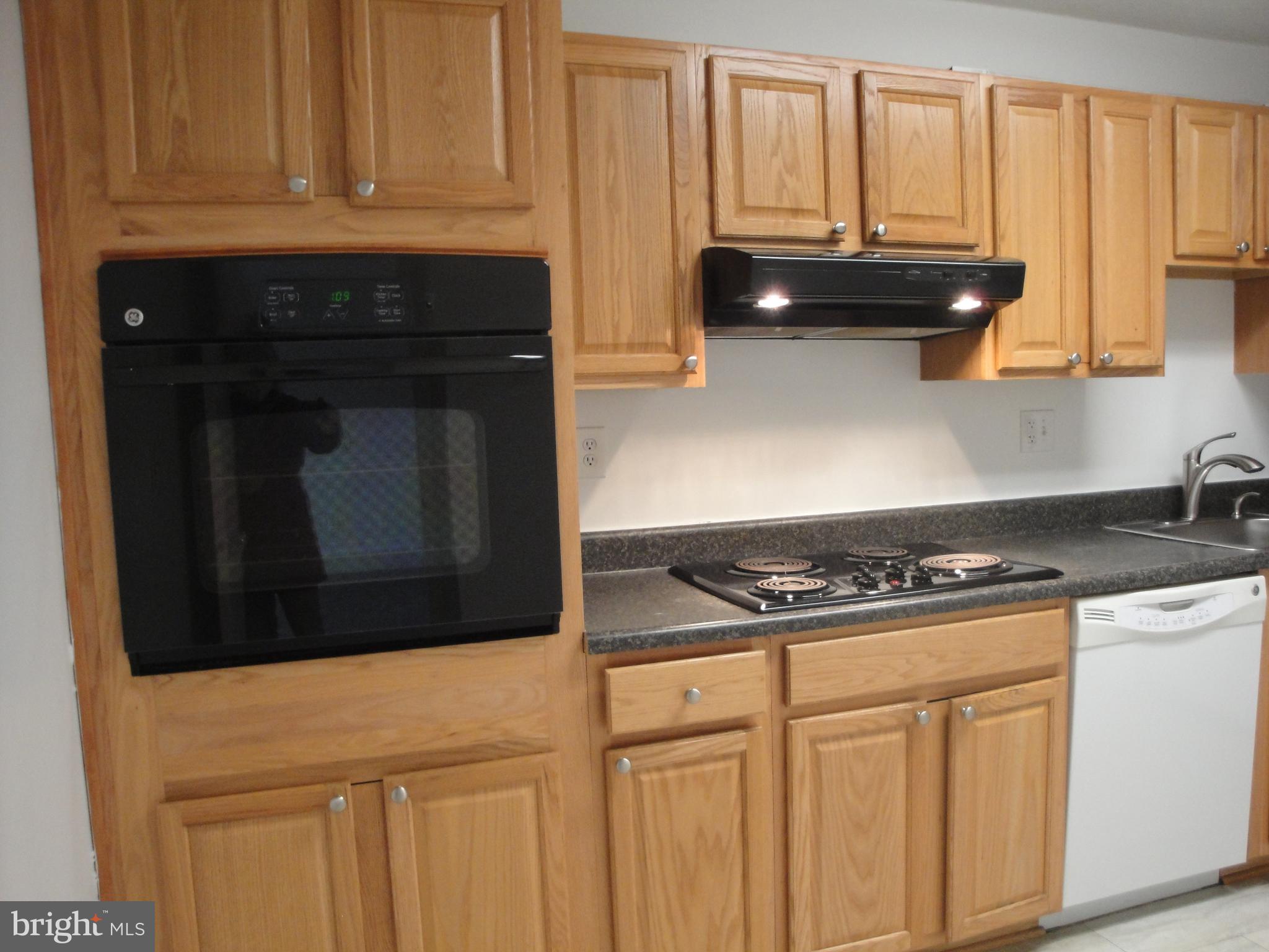 ROTONDA - Residential Lease