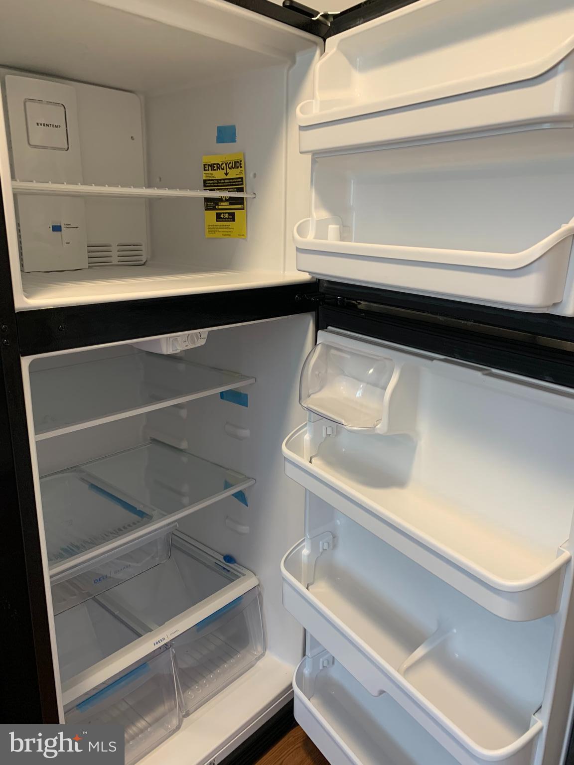 PARKSIDE CONDOMINIUMS - Residential