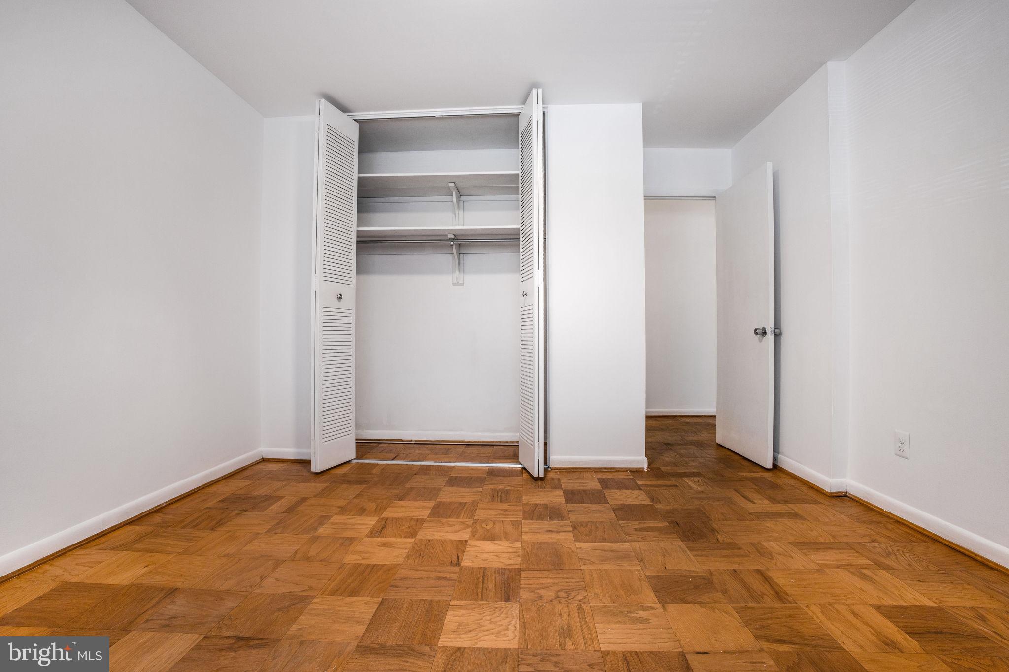 PARKSIDE CONDOMINIUMS - Residential