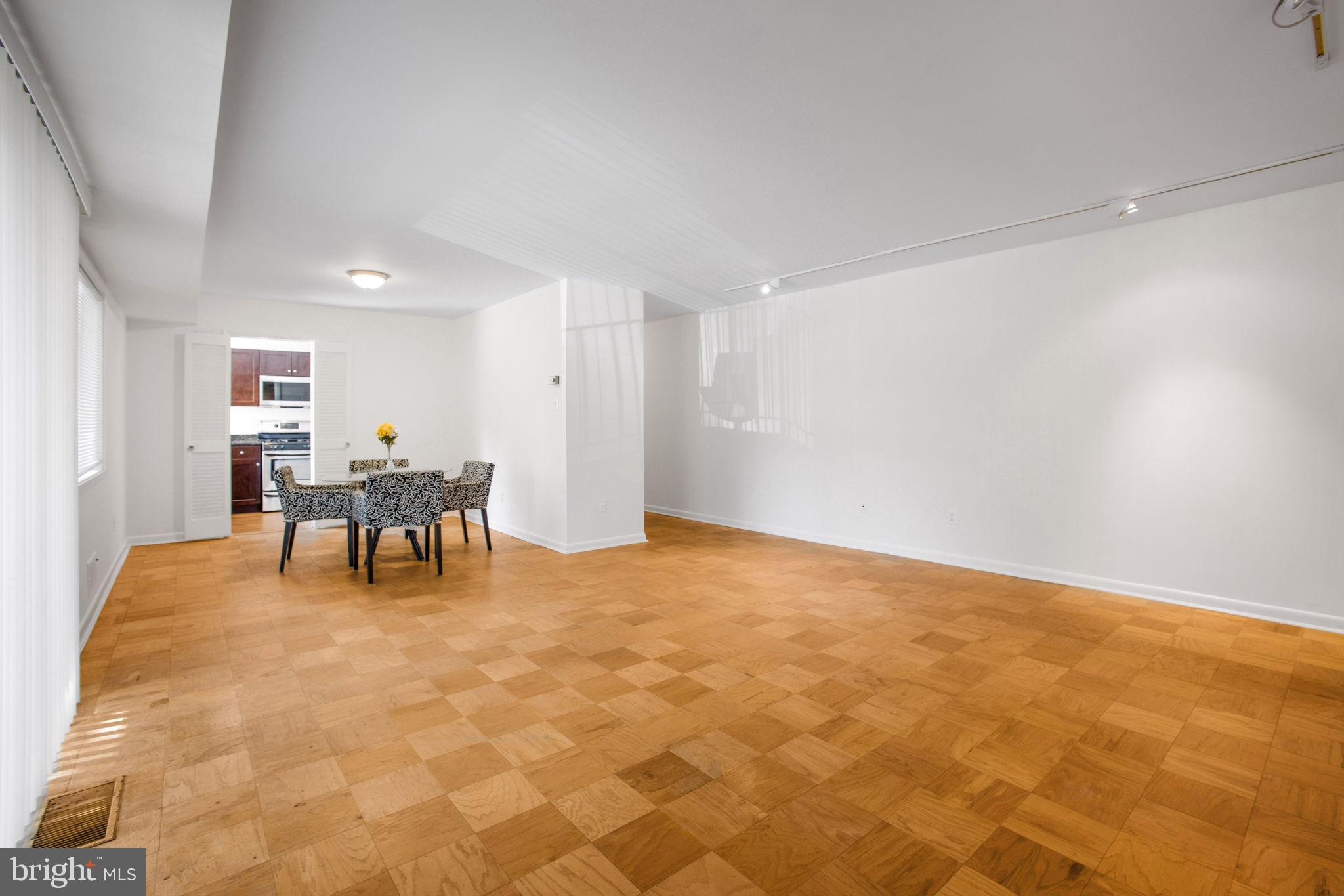 PARKSIDE CONDOMINIUMS - Residential