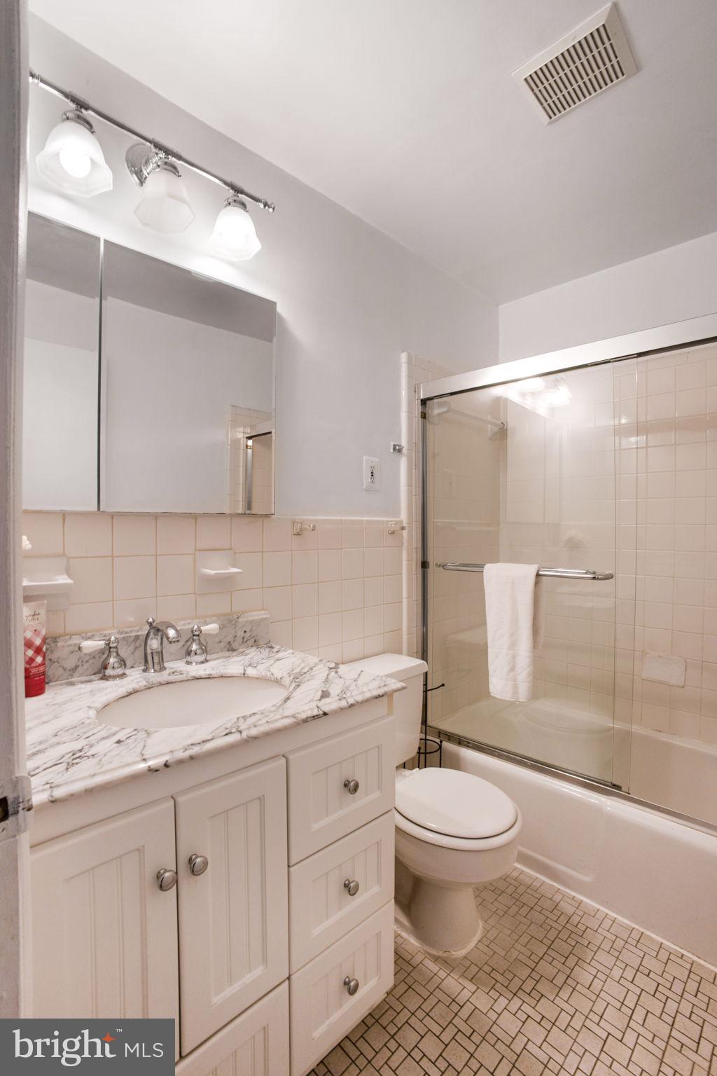 PARKSIDE CONDOMINIUMS - Residential