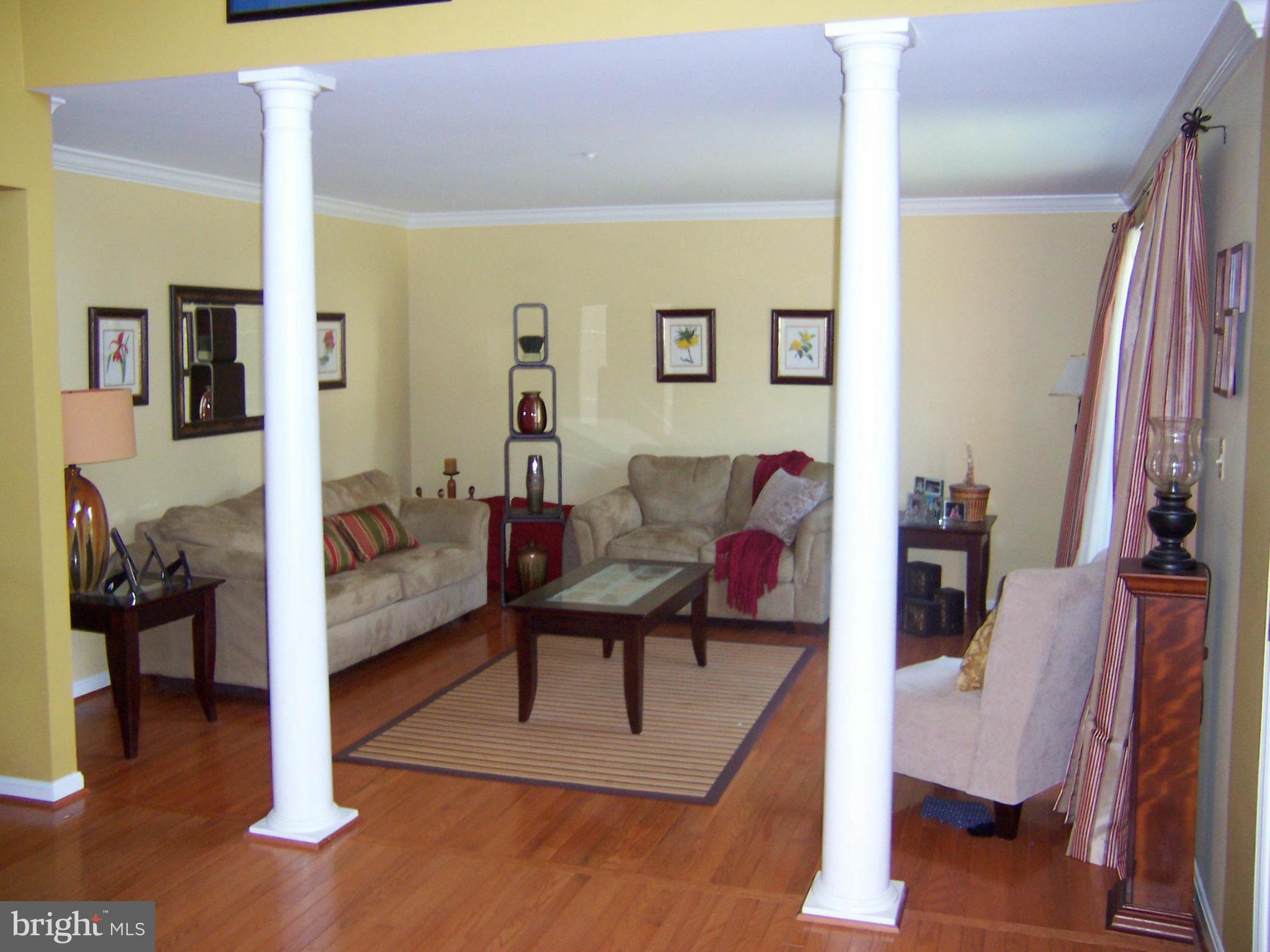 TREEVIEW ESTATES - Residential Lease