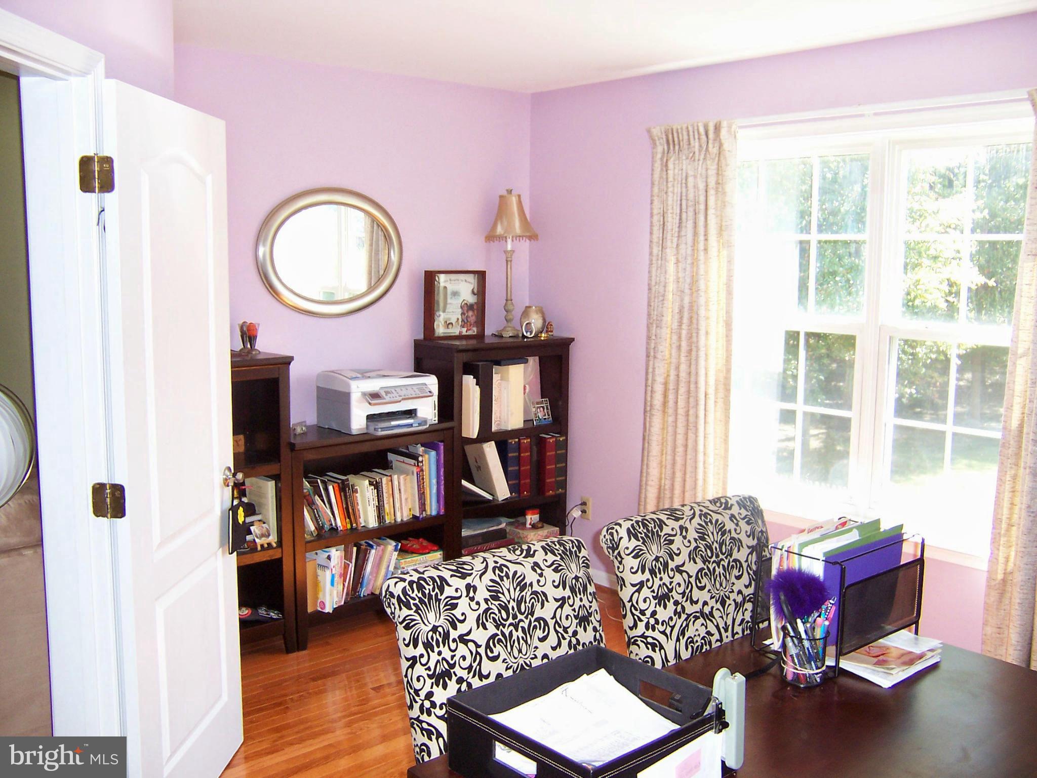 TREEVIEW ESTATES - Residential Lease