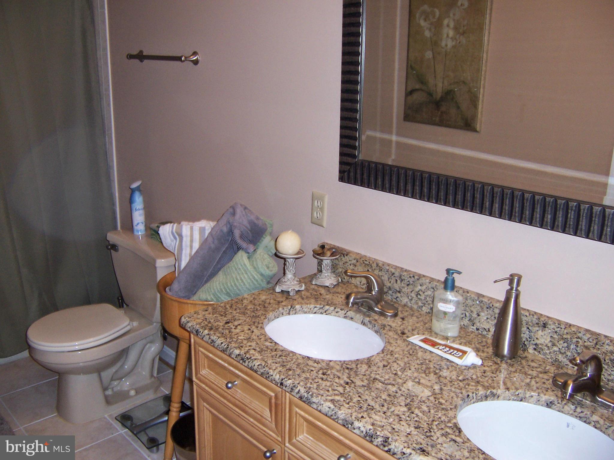 TREEVIEW ESTATES - Residential Lease