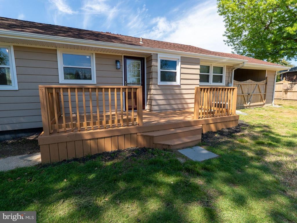 180 MARY ELMER DRIVE