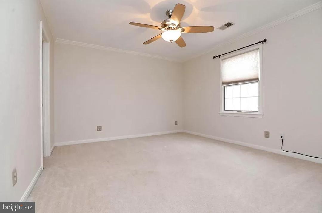 KINGS GRANT - Residential