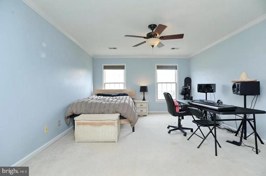 KINGS GRANT - Residential