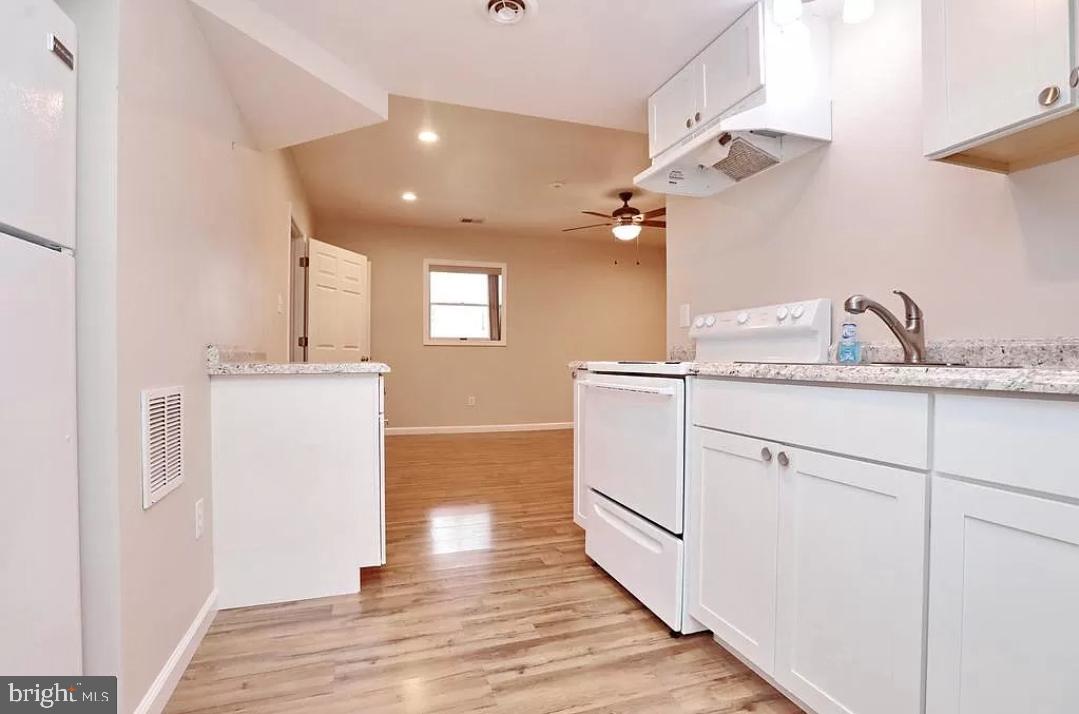 KINGS GRANT - Residential