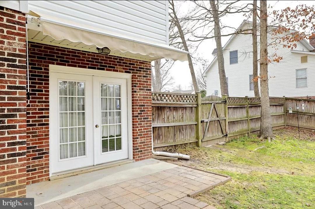 KINGS GRANT - Residential